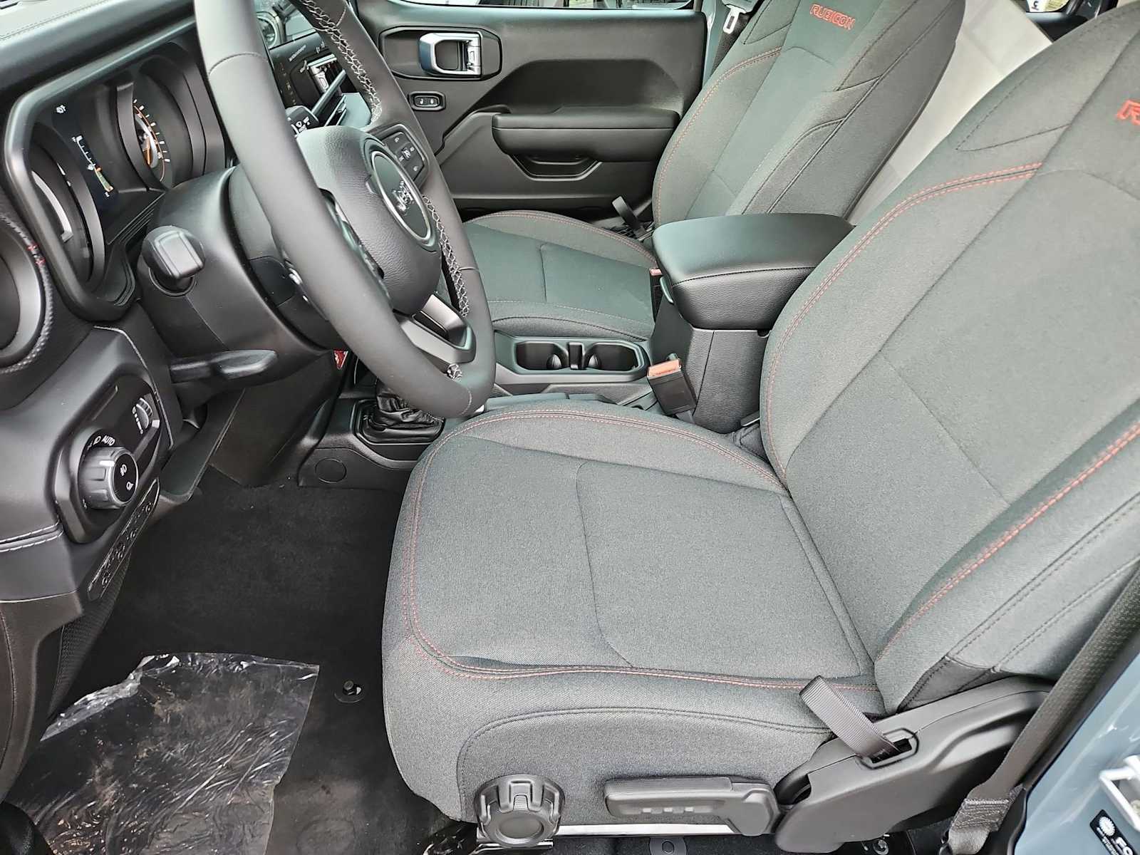 Thumbnail: 2026 Jeep Gladiator - 16