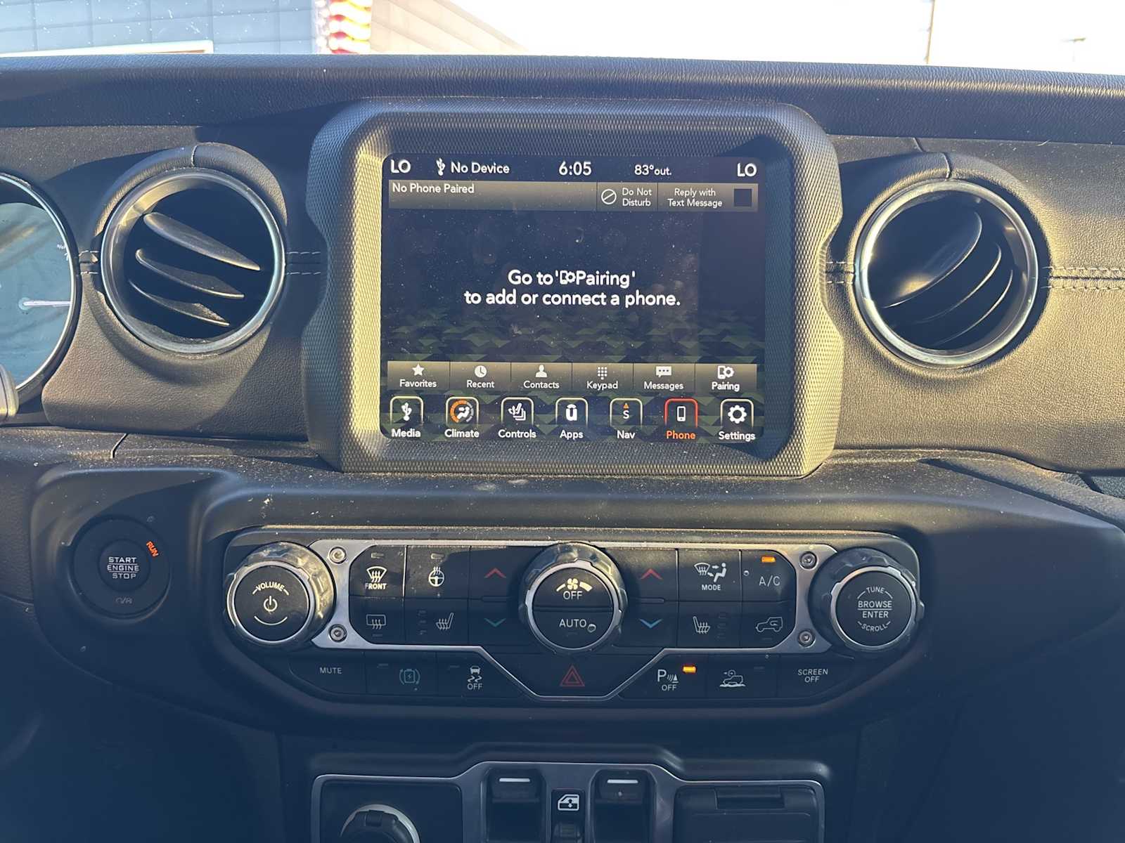 Thumbnail: 2021 Jeep Wrangler - 14