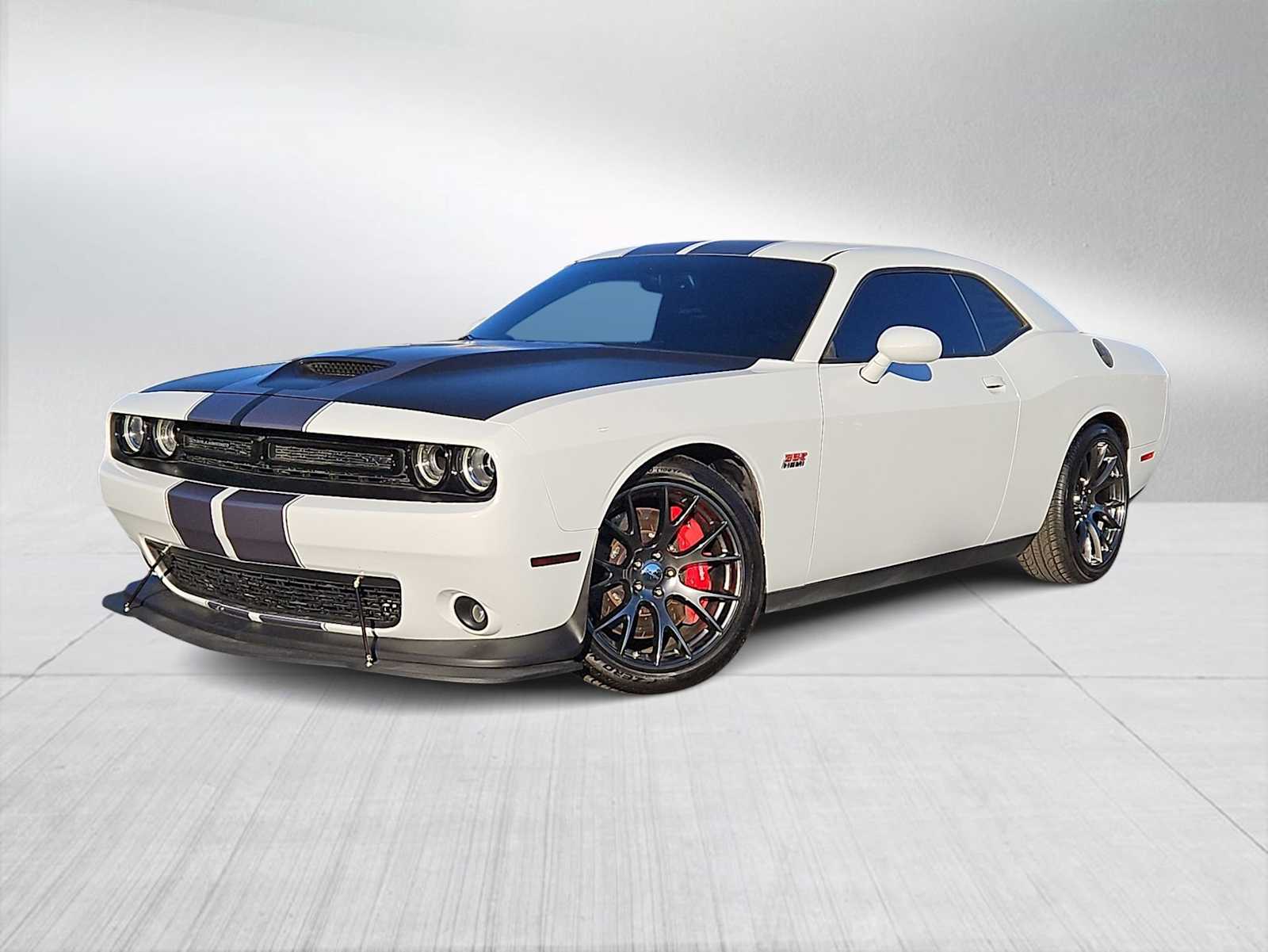 Thumbnail: 2016 Dodge Challenger - 1