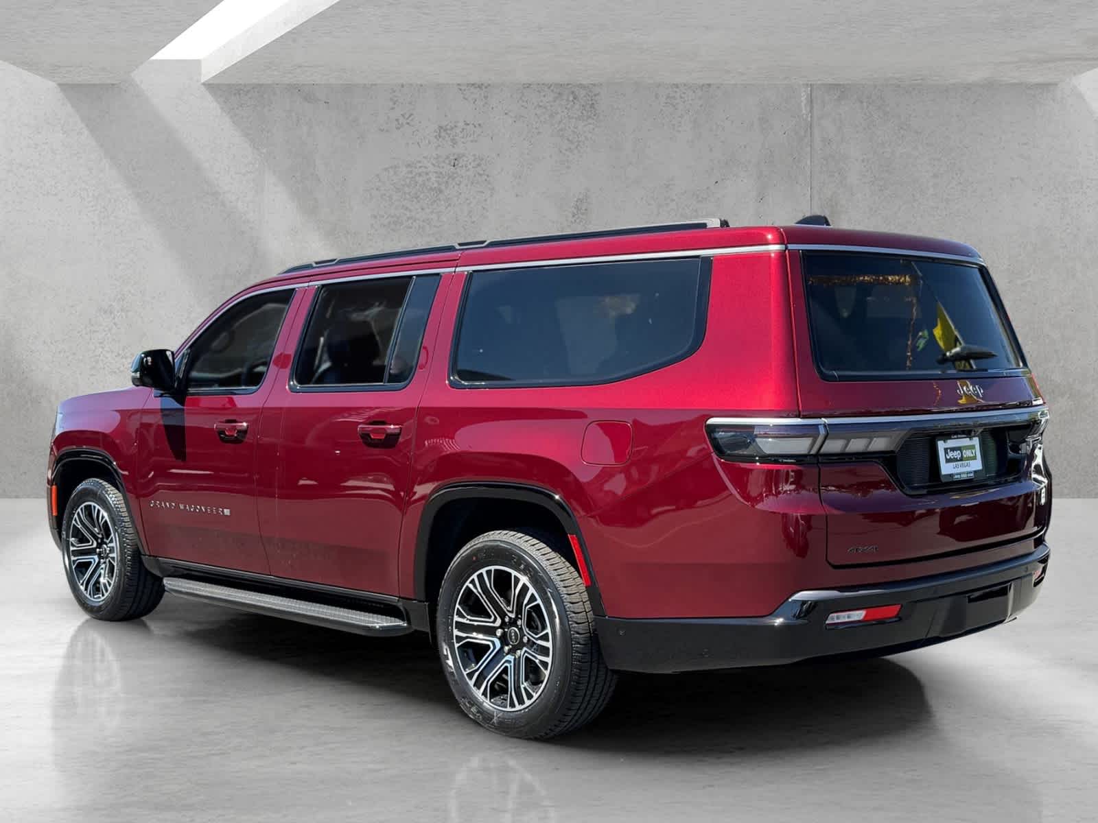Thumbnail: 2026 Jeep Grand Wagoneer L - 3