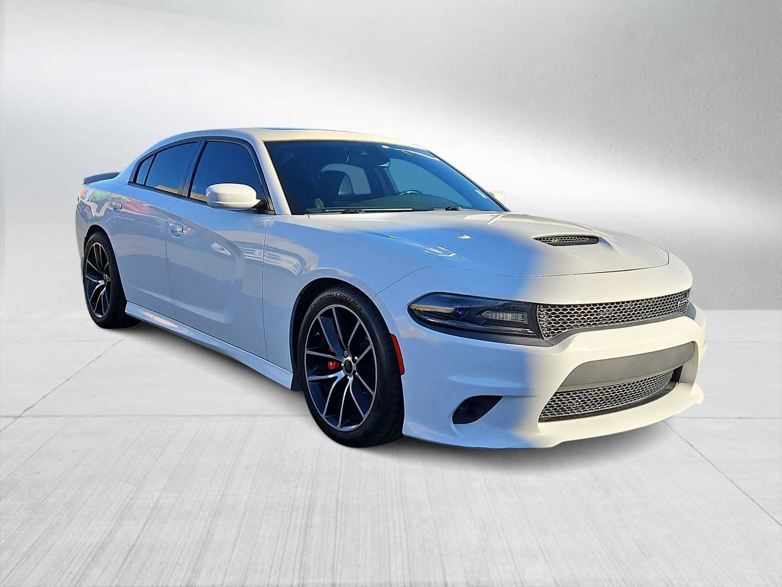 Thumbnail: 2017 Dodge Charger - 2