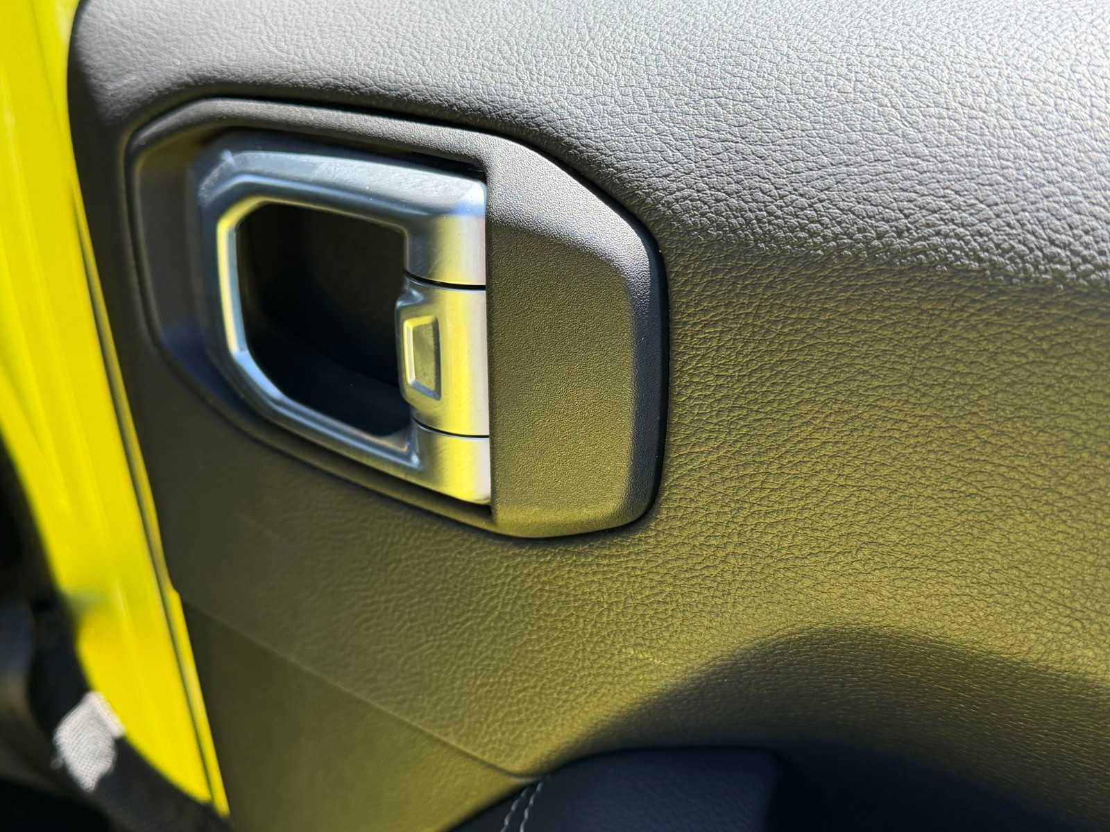 Thumbnail: 2023 Jeep Wrangler - 23