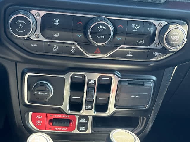 Thumbnail: 2022 Jeep Gladiator - 32