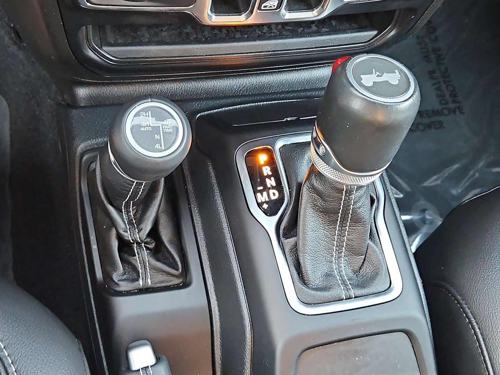 Thumbnail: 2021 Jeep Wrangler - 31