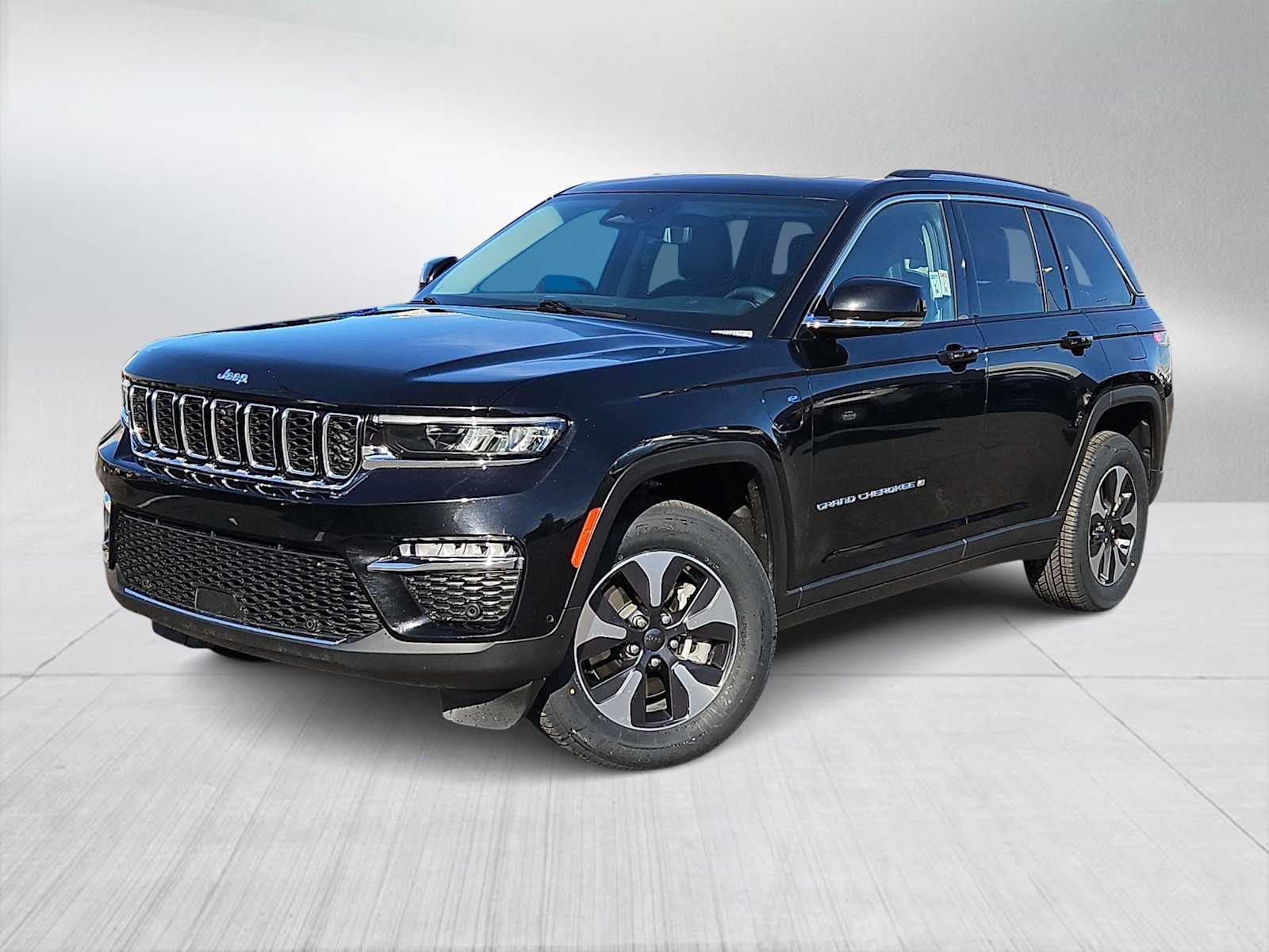 Thumbnail: 2022 Jeep Grand Cherokee - 1
