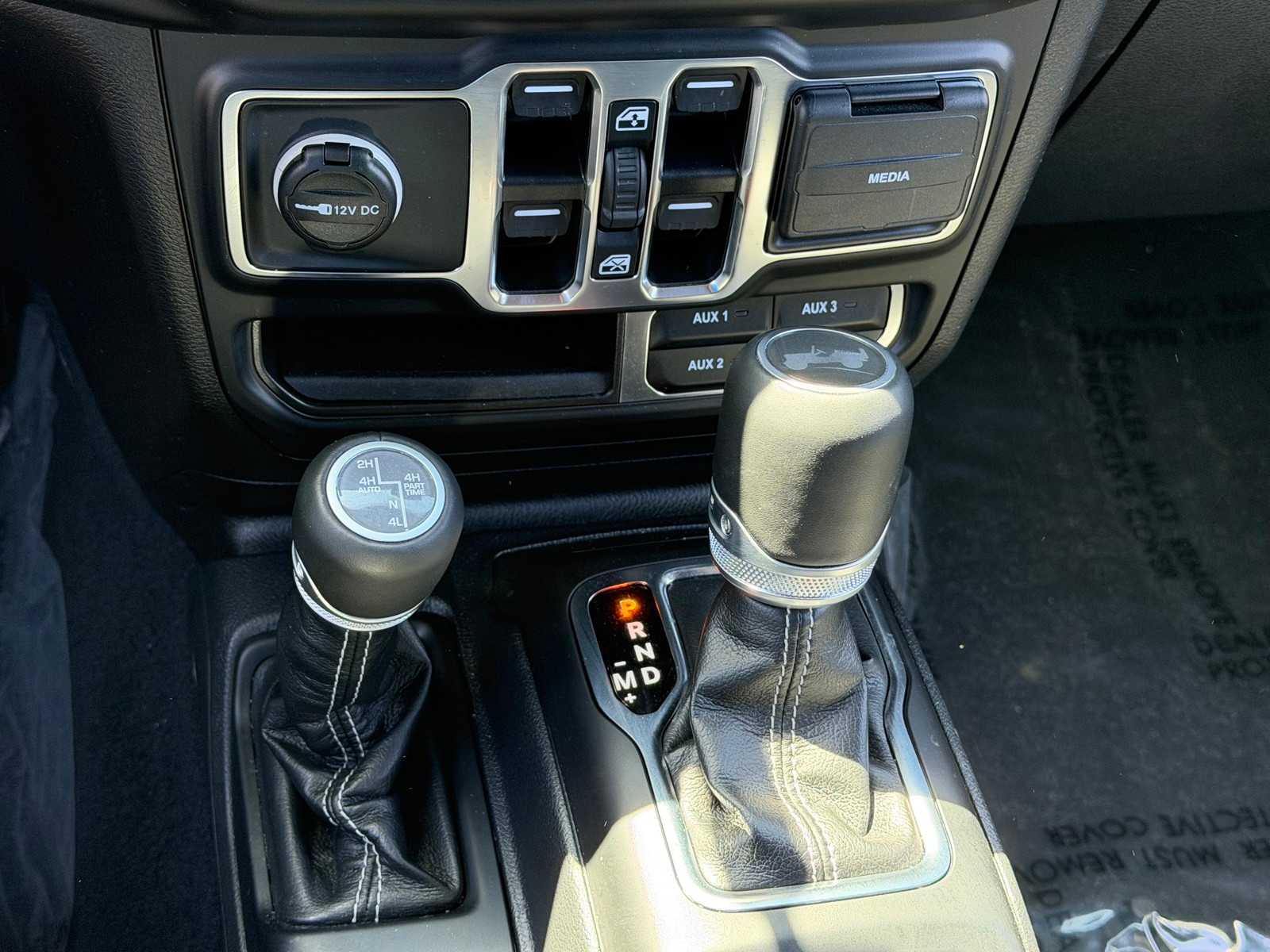 Thumbnail: 2023 Jeep Wrangler - 15