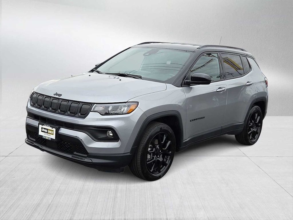 Used 2022 Jeep Compass Altitude SUV