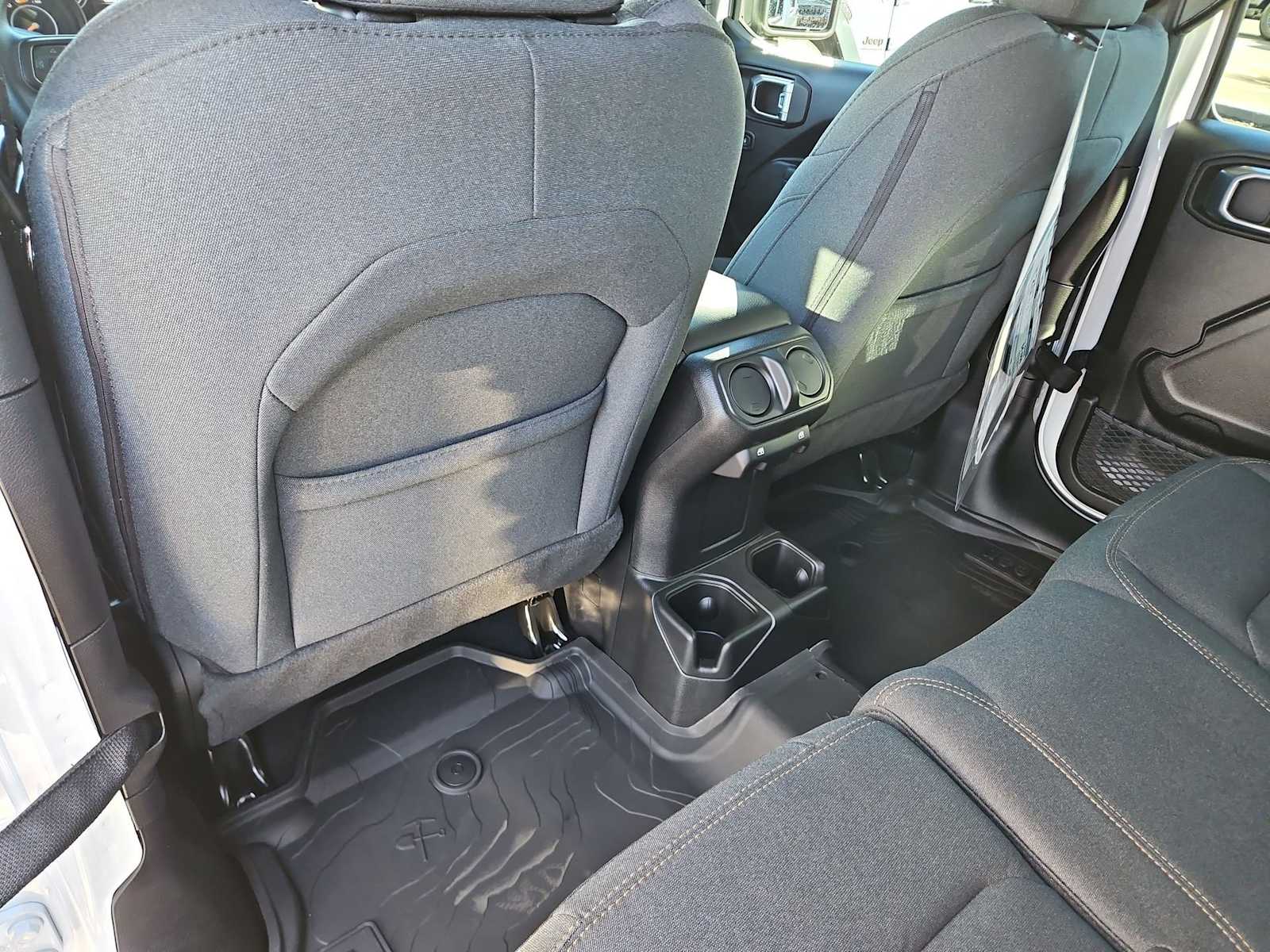 Thumbnail: 2026 Jeep Wrangler - 17