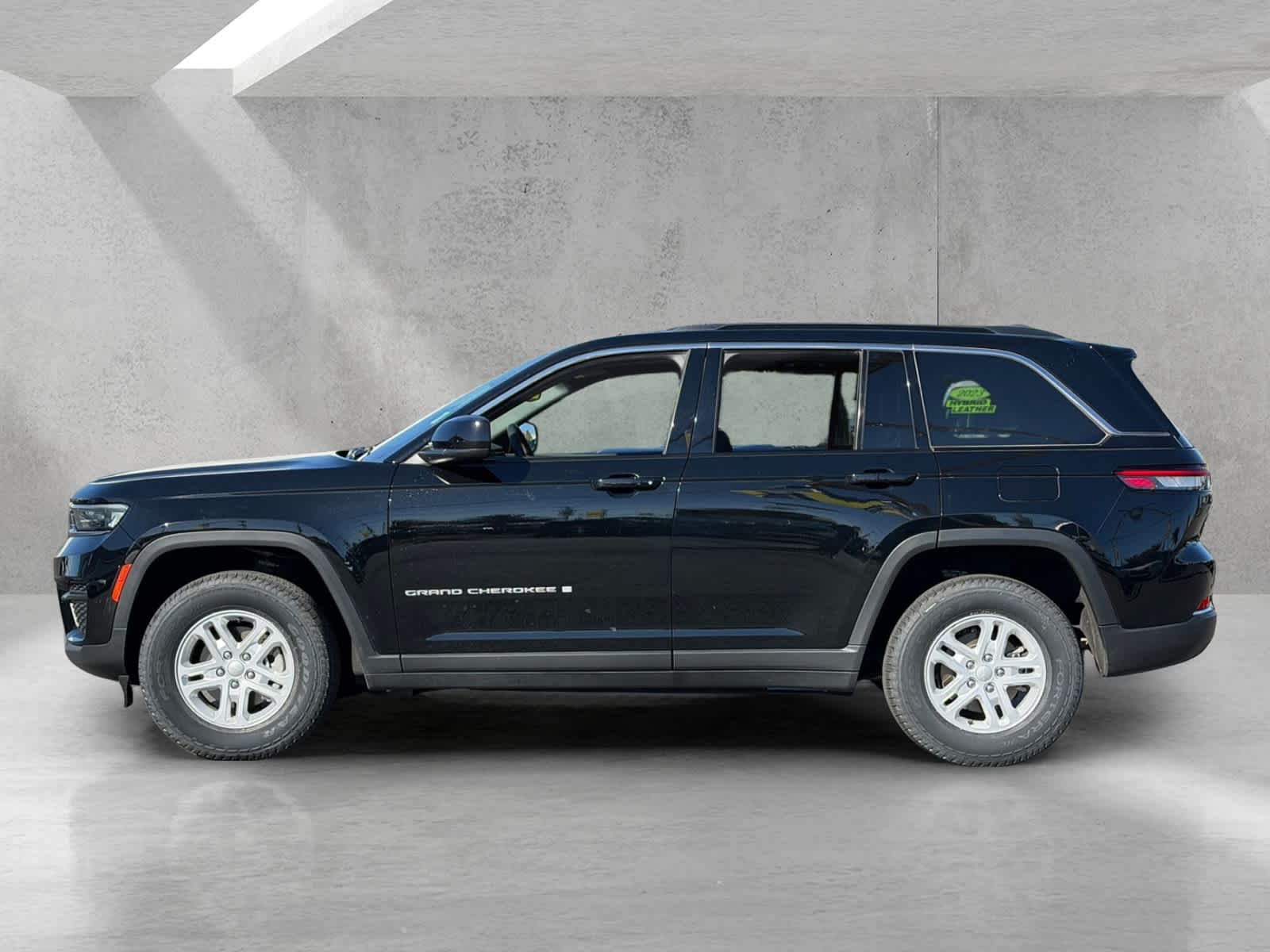 Thumbnail: 2024 Jeep Grand Cherokee - 2