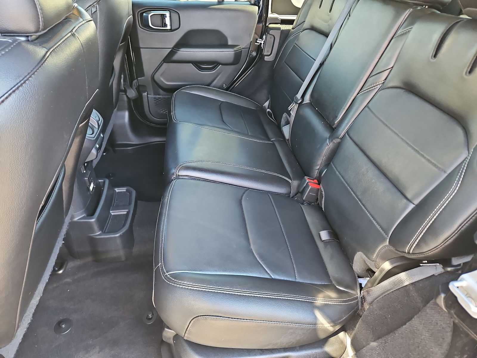 Thumbnail: 2023 Jeep Wrangler - 18