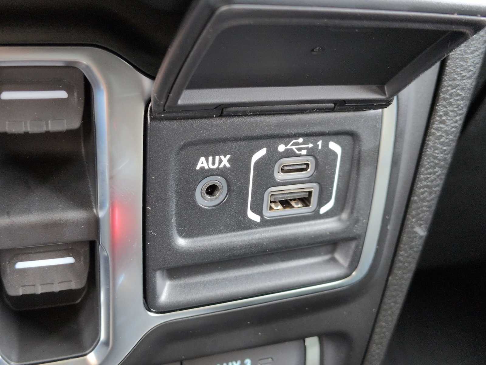 Thumbnail: 2026 Jeep Wrangler - 31