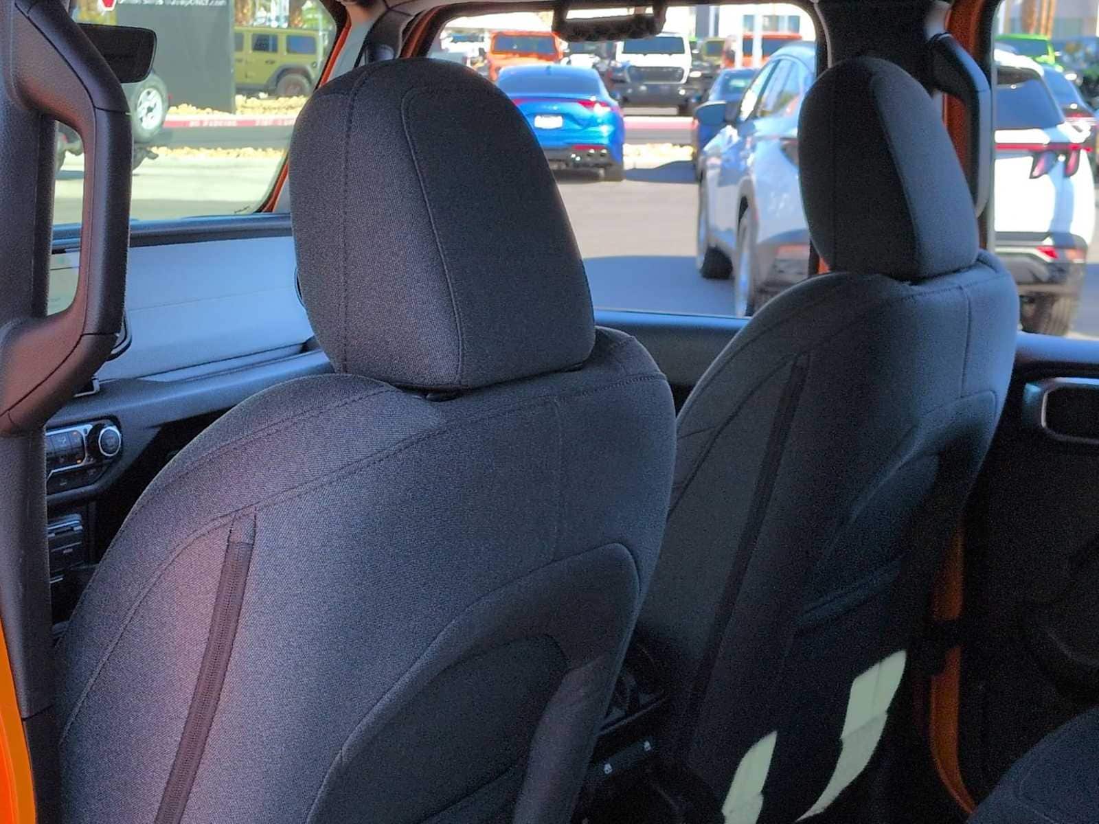 Thumbnail: 2025 Jeep Gladiator - 19