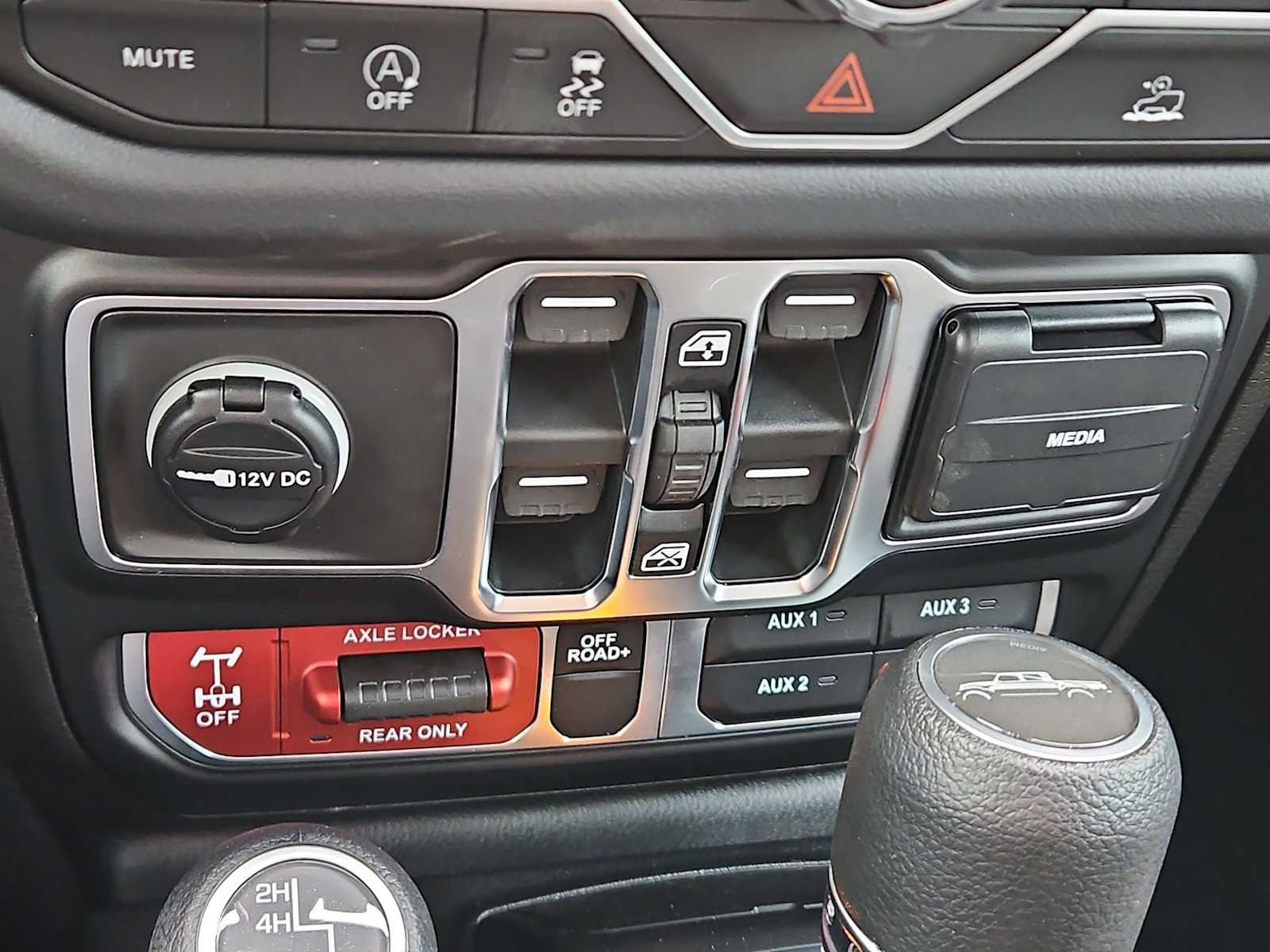 Thumbnail: 2026 Jeep Gladiator - 28