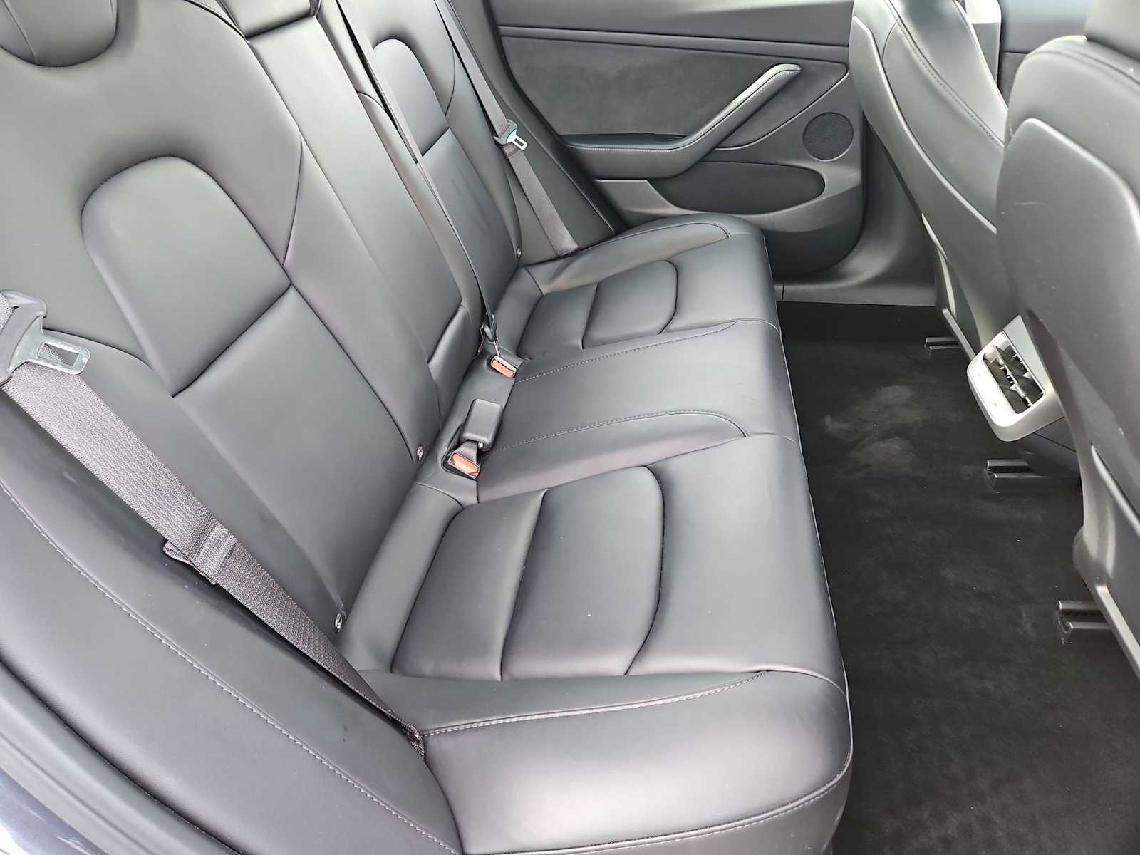 Thumbnail: 2023 Tesla Model 3 - 21