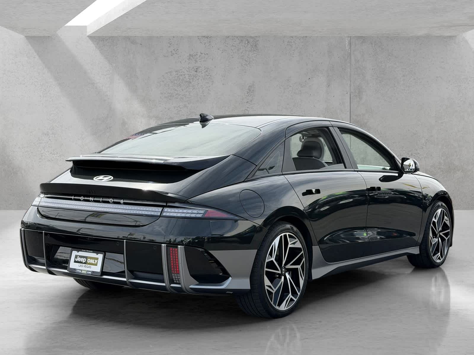Thumbnail: 2024 Hyundai Ioniq 6 - 5