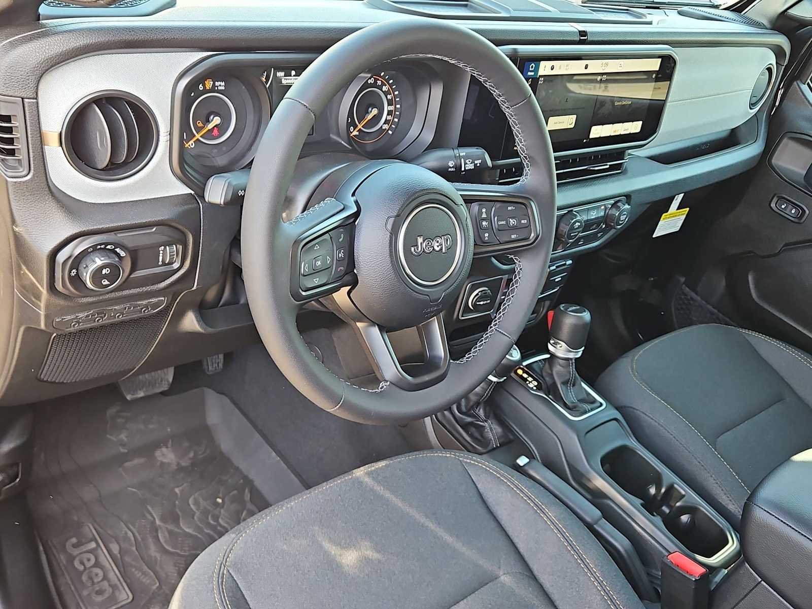 Thumbnail: 2026 Jeep Gladiator - 10