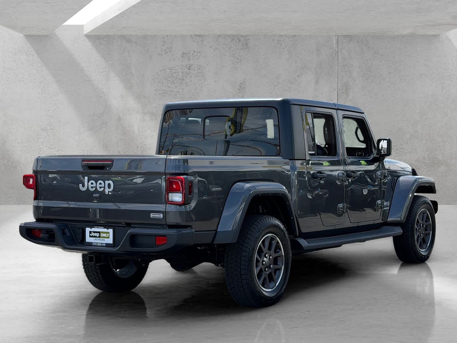 Thumbnail: 2022 Jeep Gladiator - 5