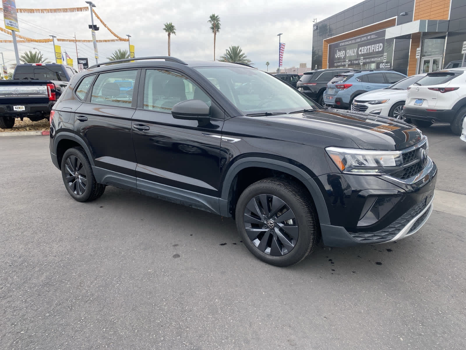 2023 Volkswagen Taos S photo 2