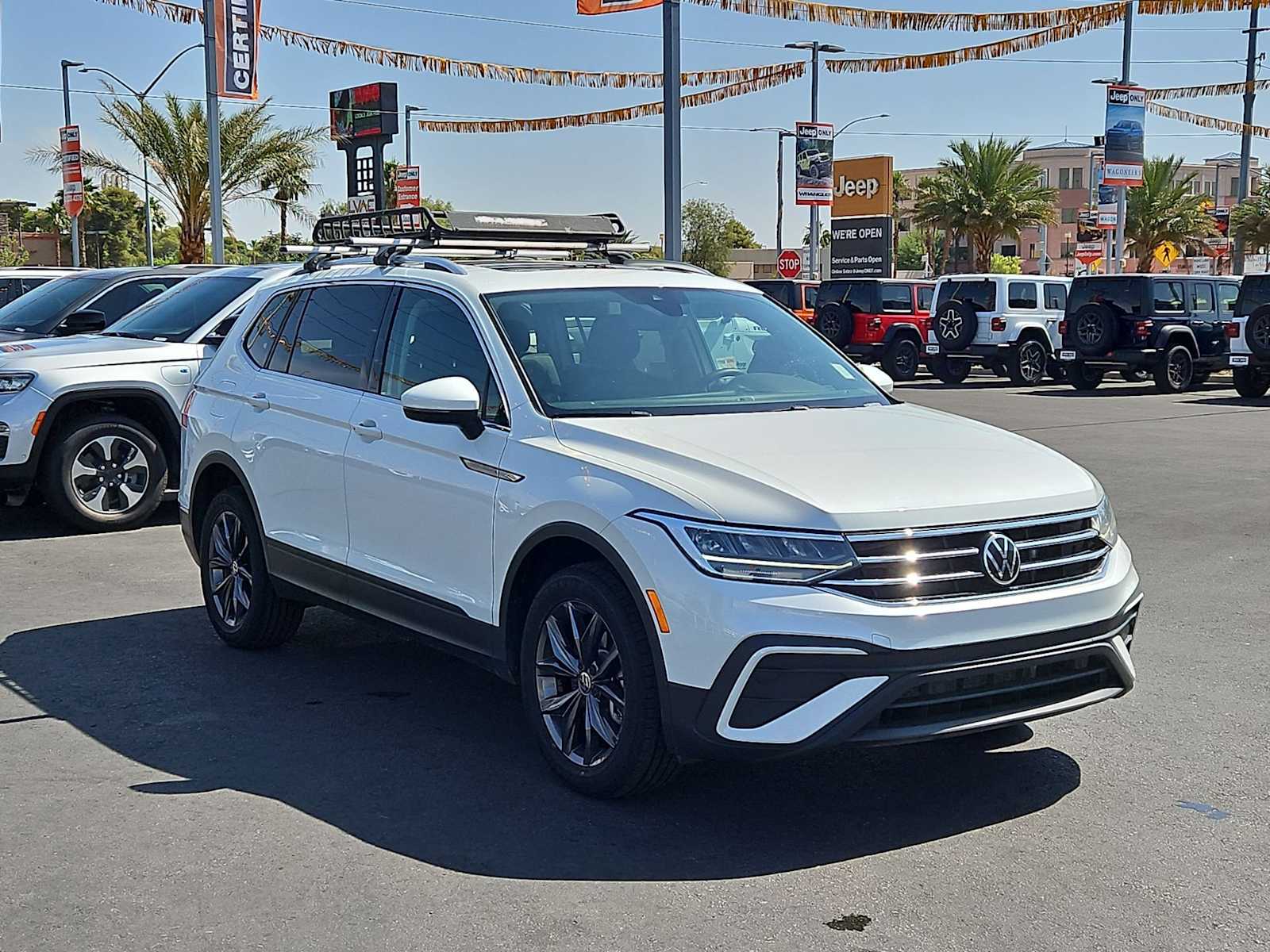 Used 2023 Volkswagen Tiguan SE with VIN 3VVNB7AX6PM119295 for sale in Las Vegas, NV