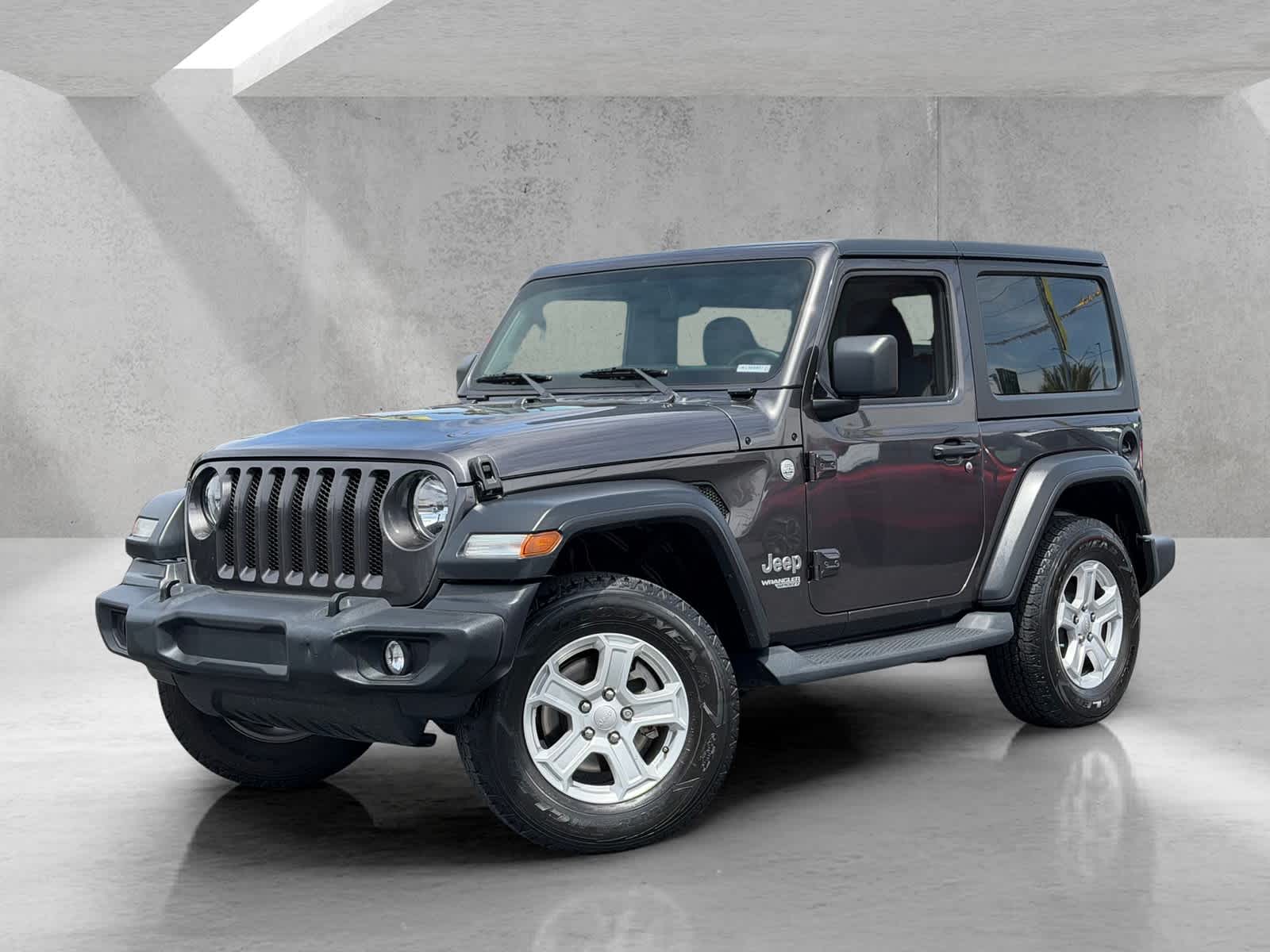 2020 Jeep Wrangler Sport S's photo