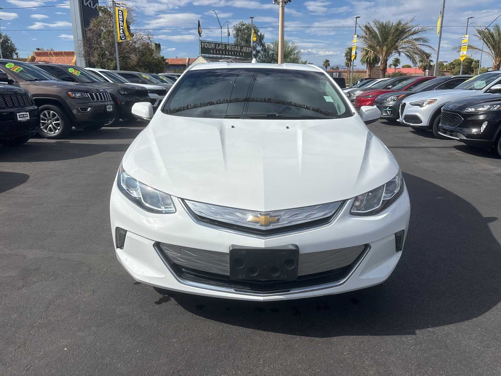 Thumbnail: 2018 Chevrolet Volt - 2
