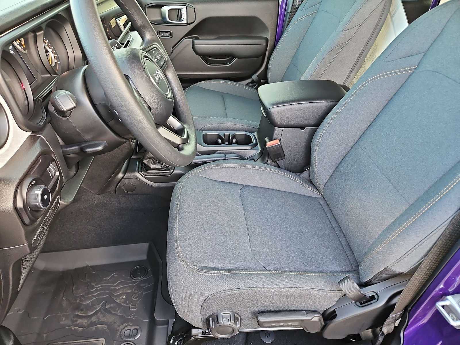 Thumbnail: 2026 Jeep Wrangler - 16