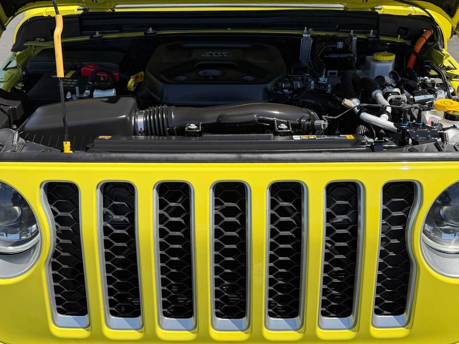 Thumbnail: 2023 Jeep Wrangler - 28