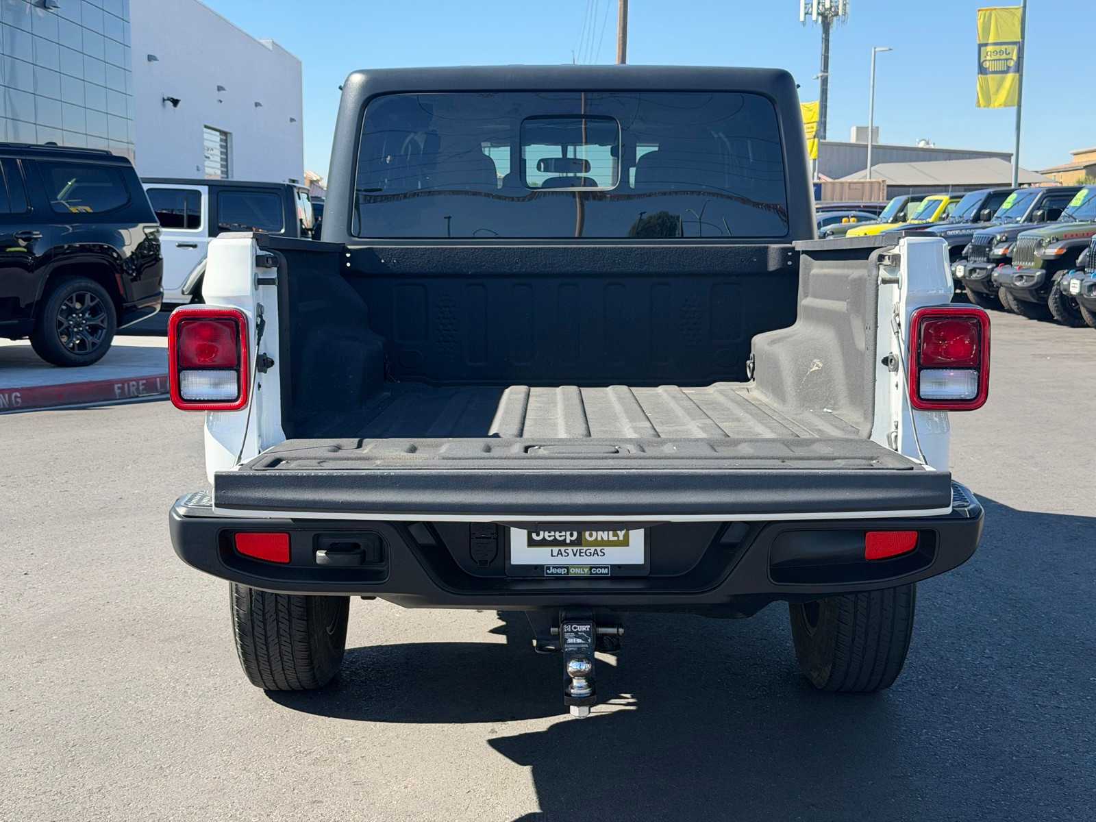 Thumbnail: 2021 Jeep Gladiator - 28