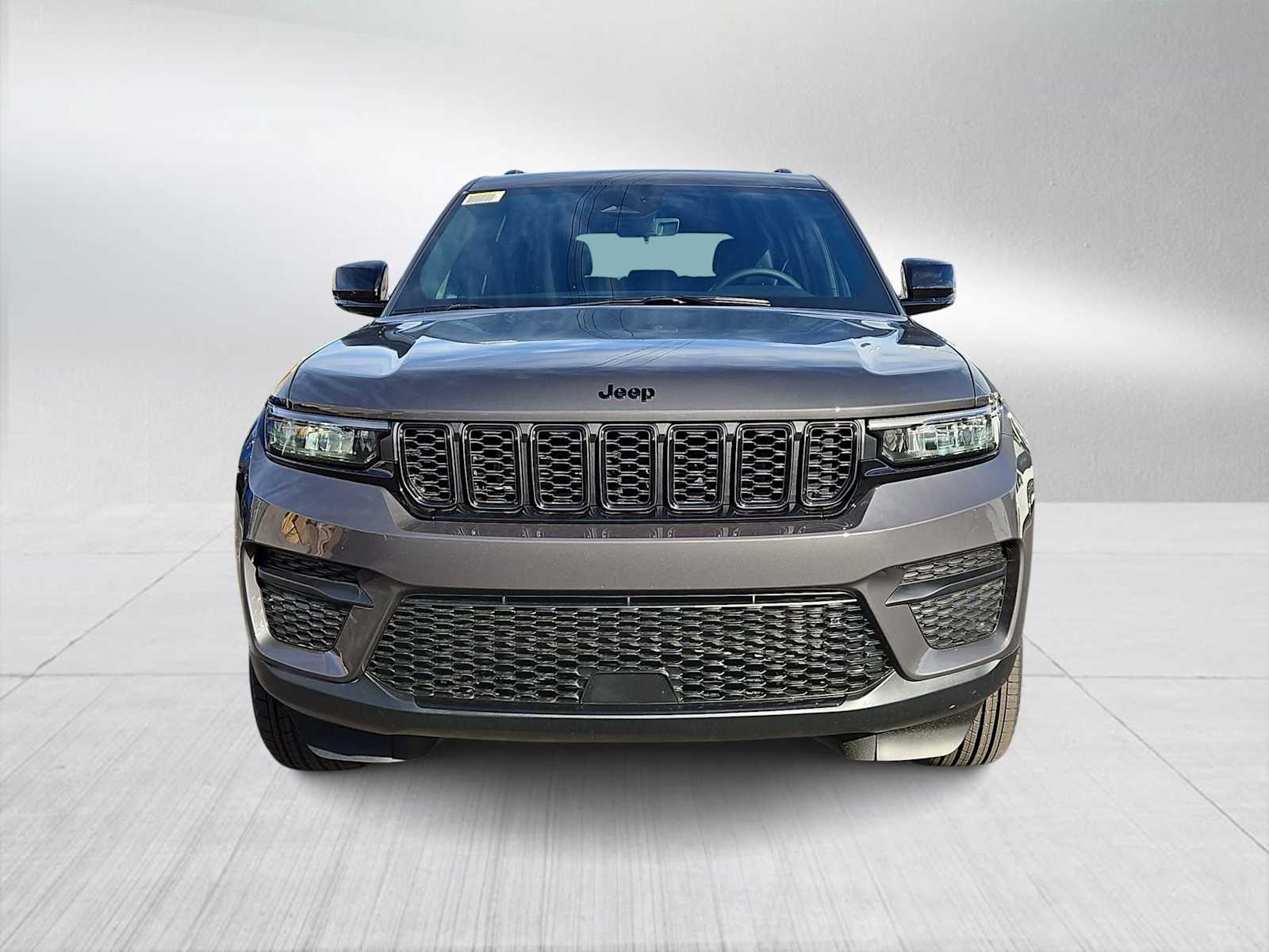 Thumbnail: 2025 Jeep Grand Cherokee - 3