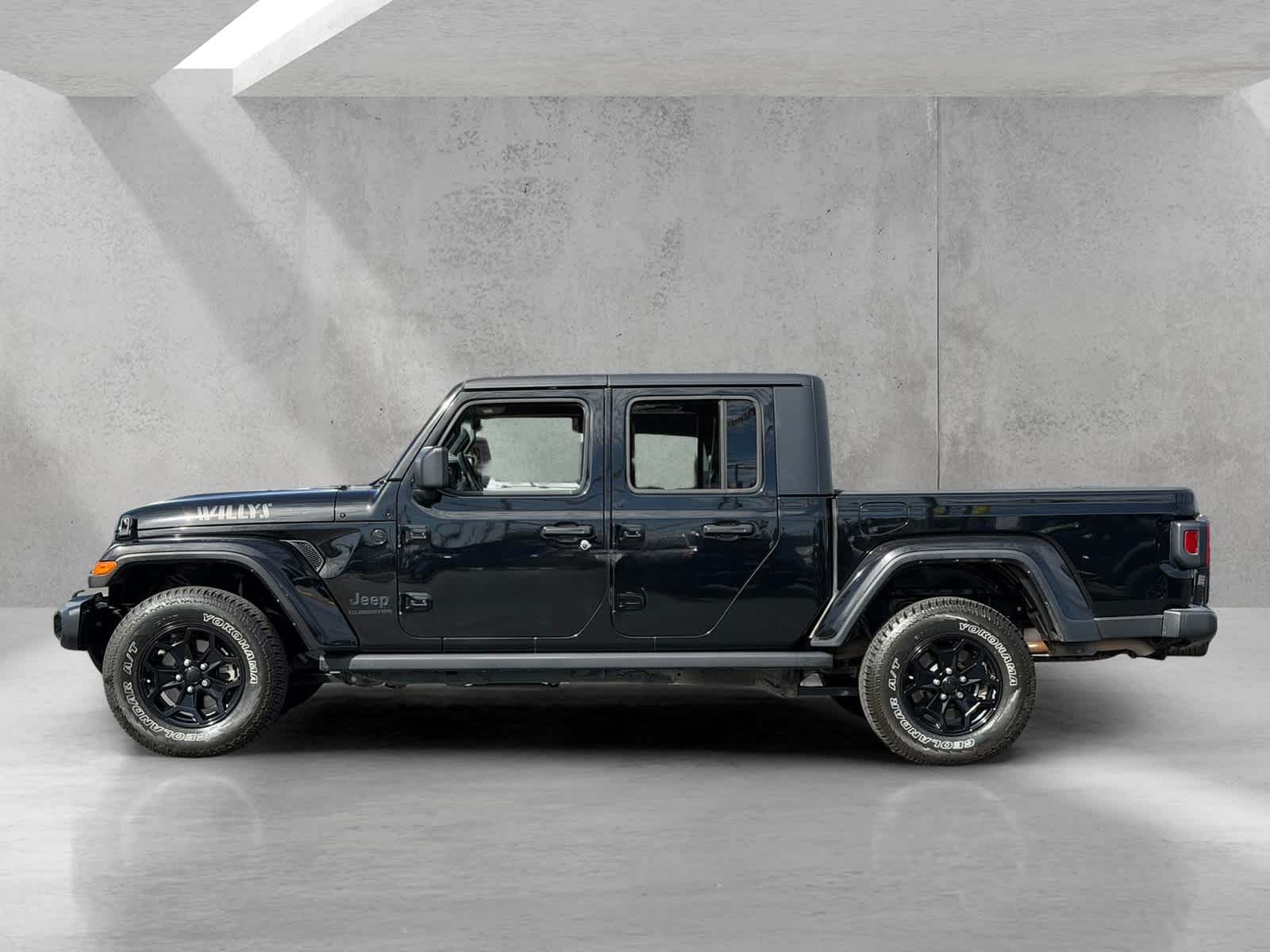 Thumbnail: 2022 Jeep Gladiator - 3