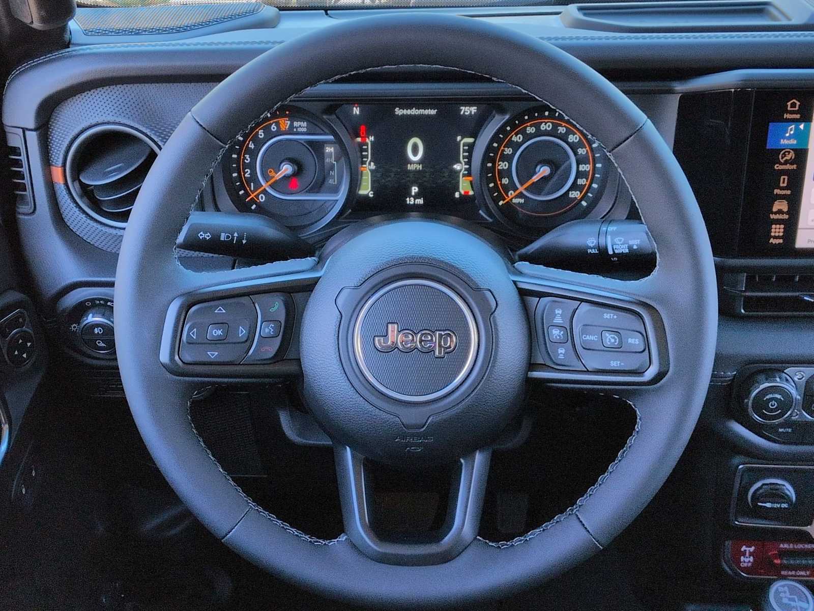 Thumbnail: 2025 Jeep Gladiator - 22