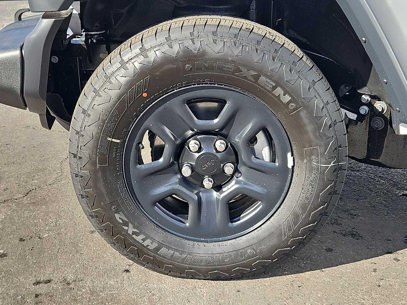 Thumbnail: 2026 Jeep Wrangler - 13