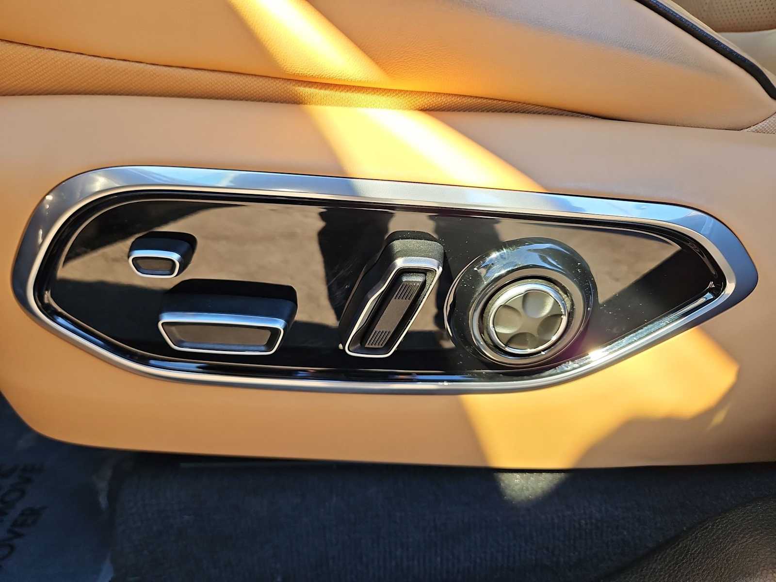 Thumbnail: 2022 Jeep Grand Cherokee - 18