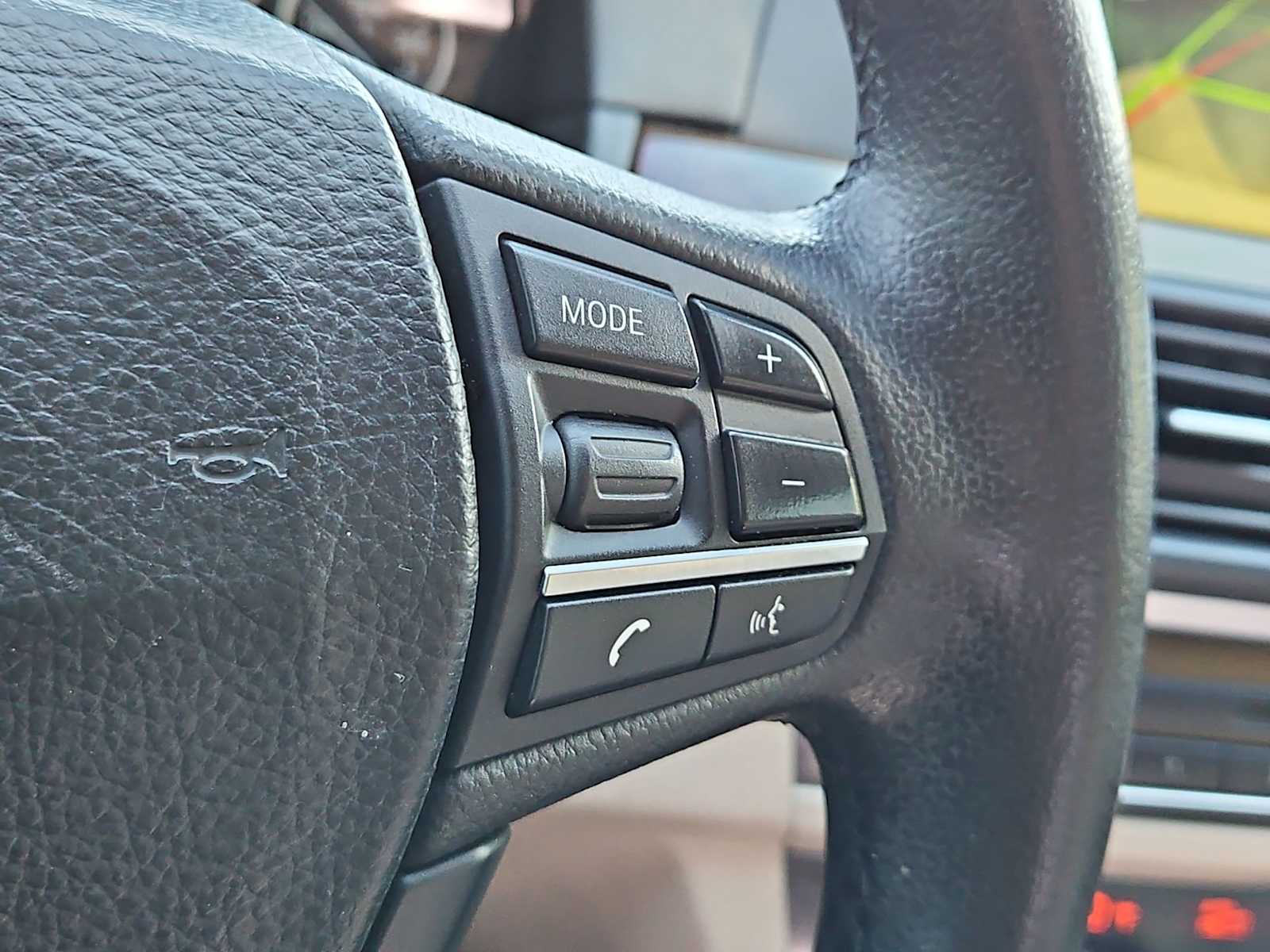 Thumbnail: 2013 BMW 5 Series - 26