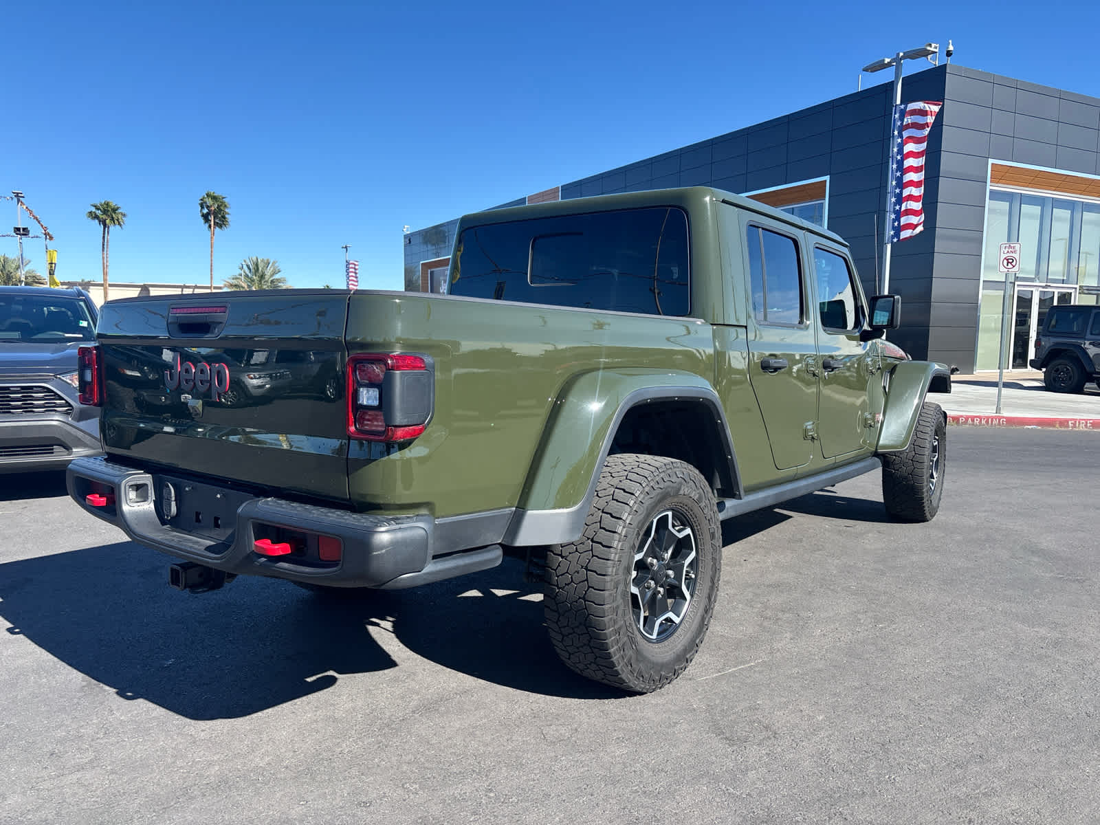 Thumbnail: 2022 Jeep Gladiator - 10