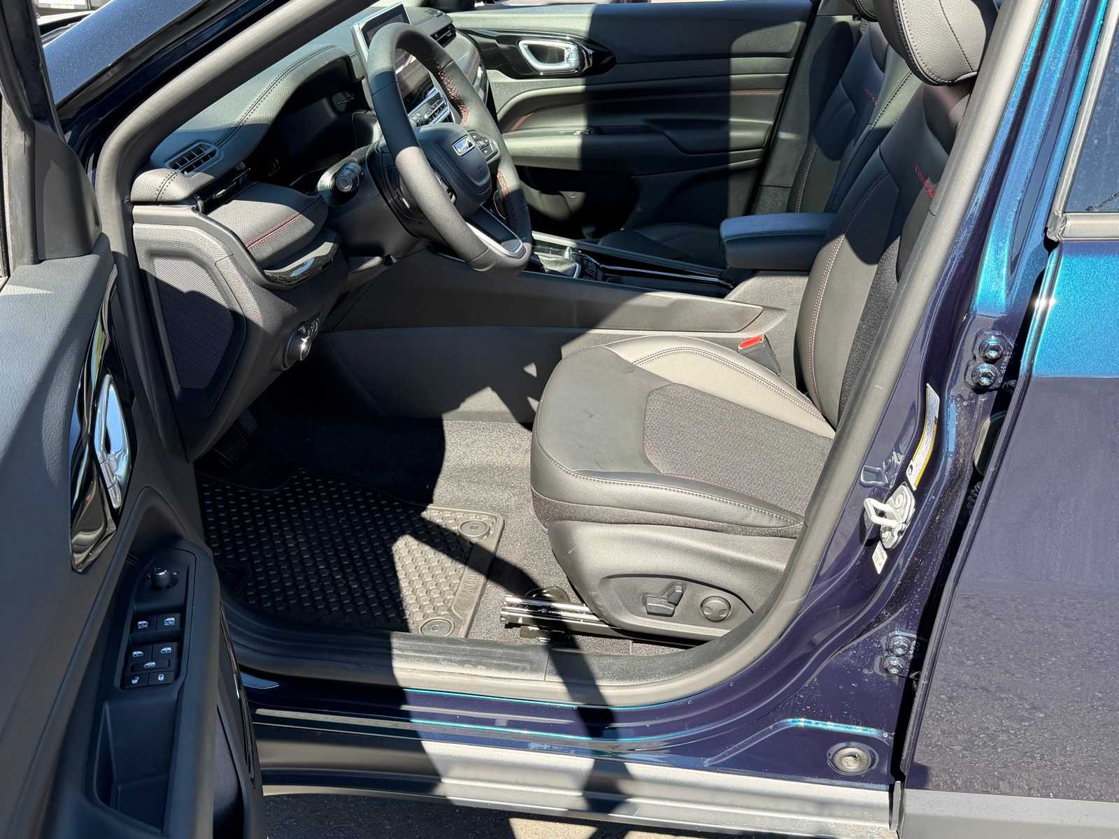 Thumbnail: 2026 Jeep Compass - 19