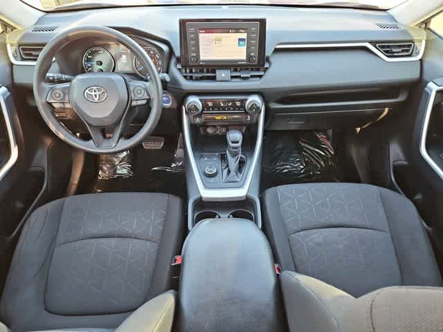 Thumbnail: 2021 Toyota RAV4 - 16