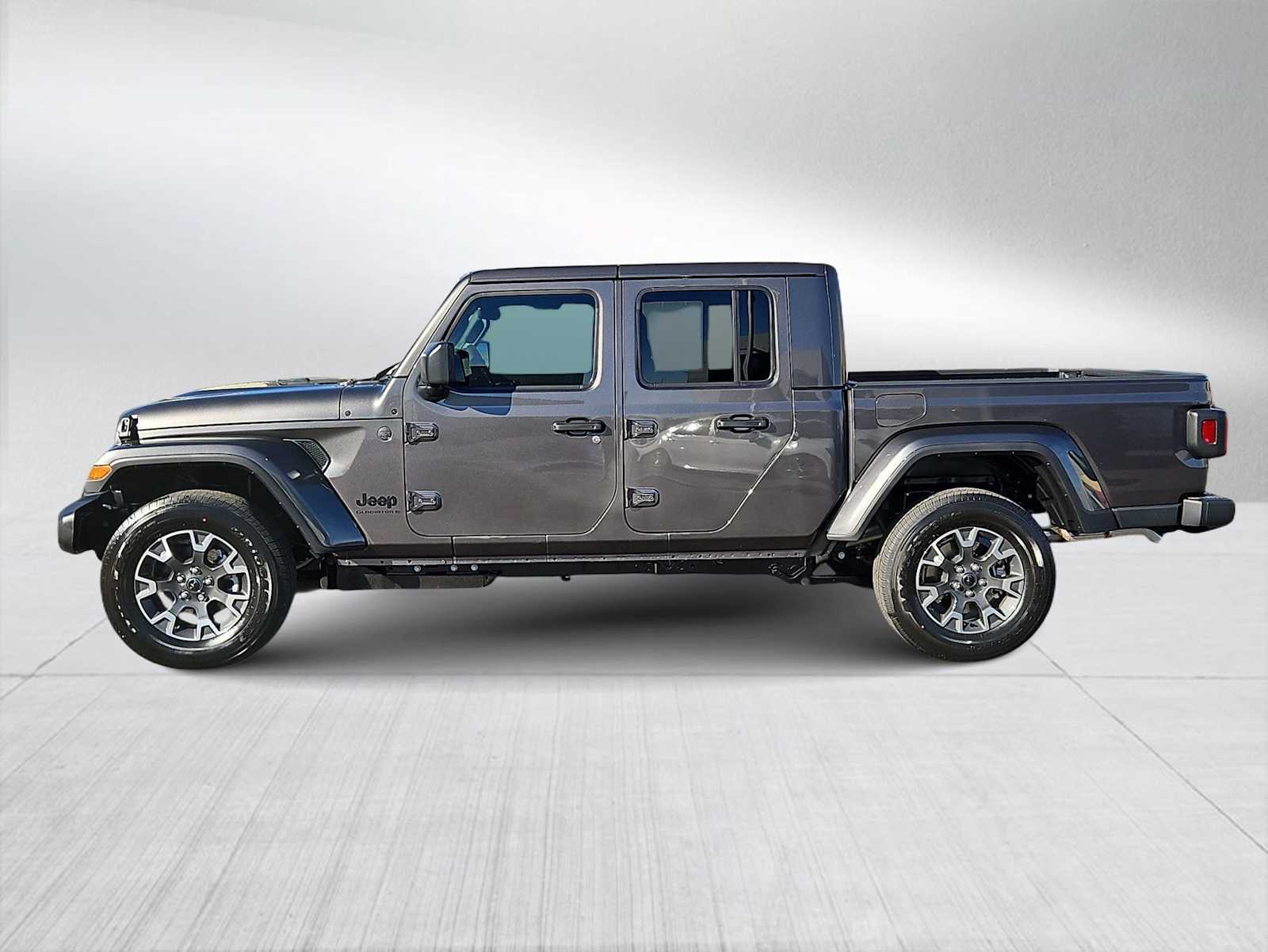 Thumbnail: 2026 Jeep Gladiator - 5