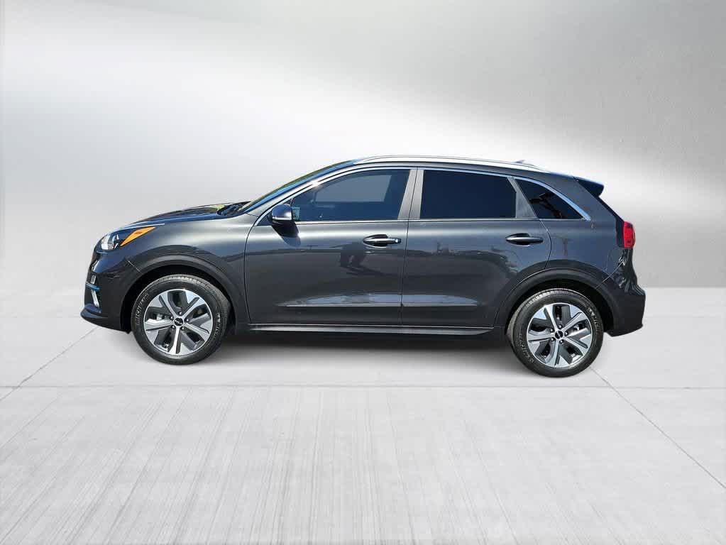 2022 Kia Niro S 5