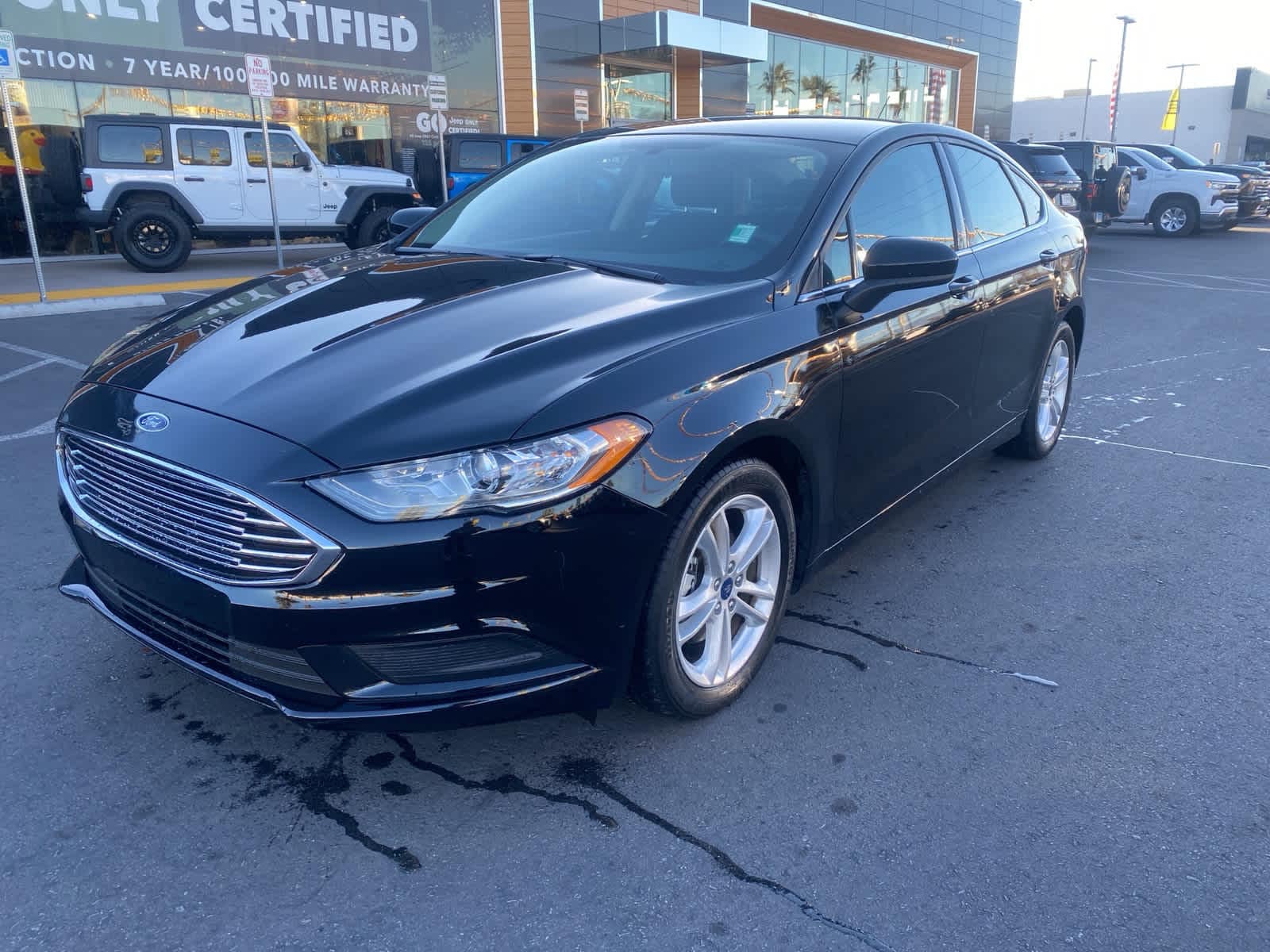 2018 Ford Fusion SE's photo