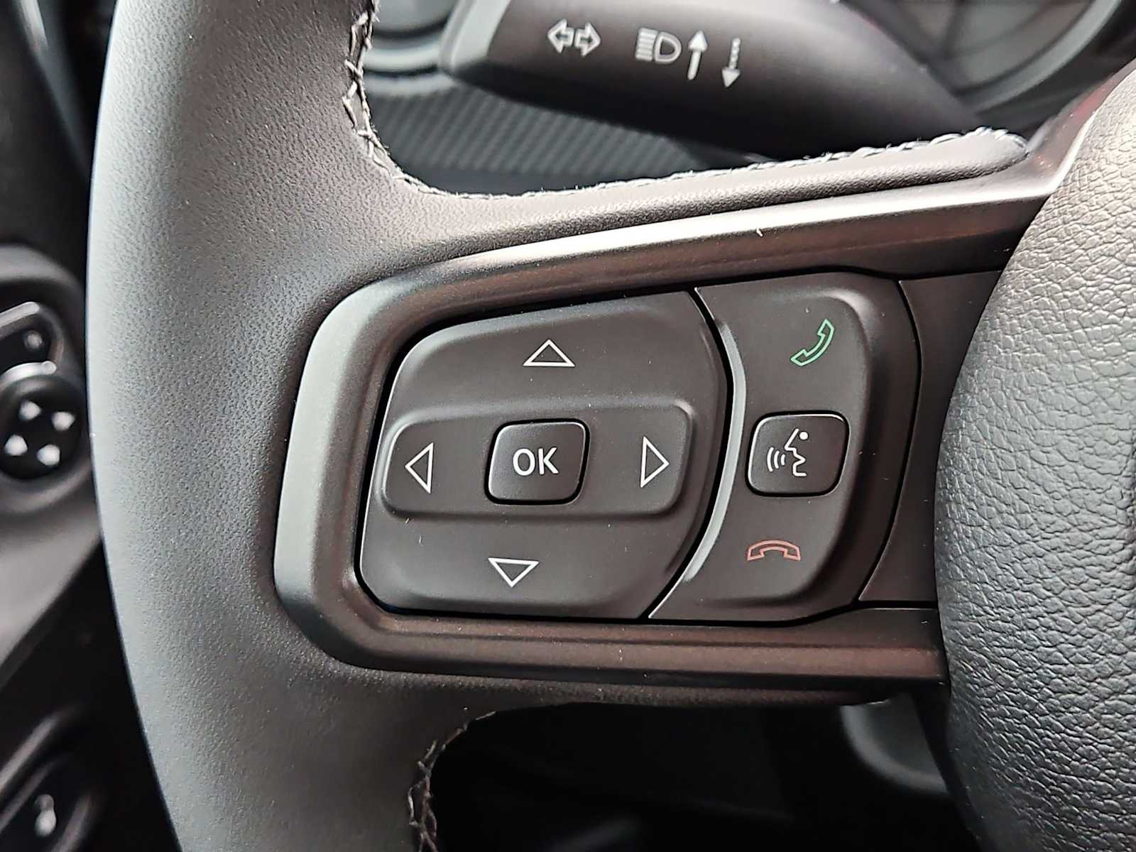 Thumbnail: 2026 Jeep Gladiator - 22