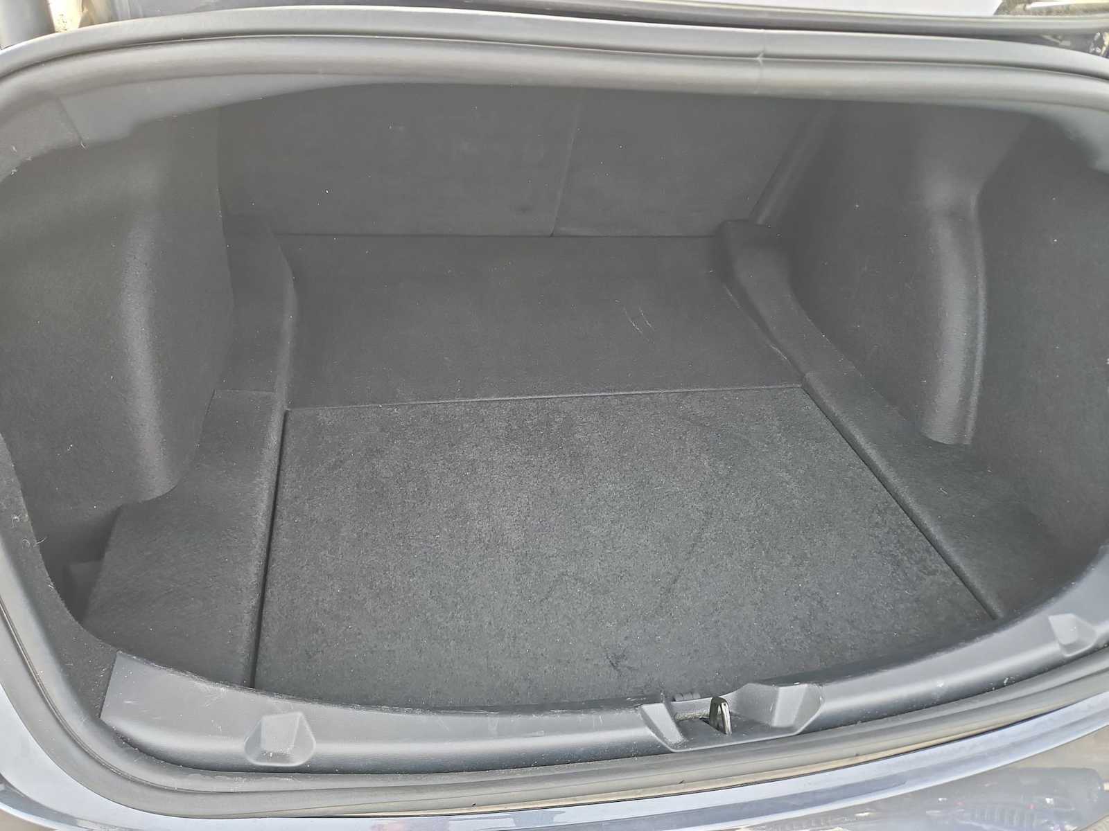 Thumbnail: 2023 Tesla Model 3 - 32