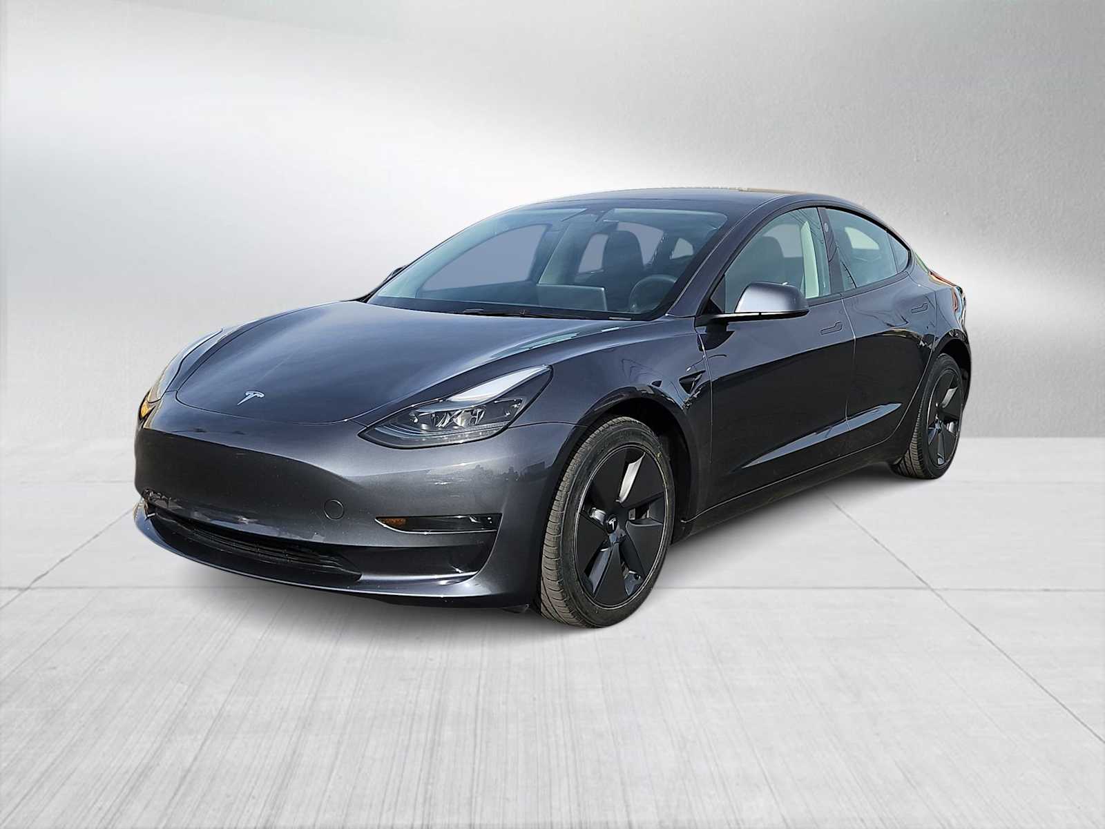Thumbnail: 2023 Tesla Model 3 - 4