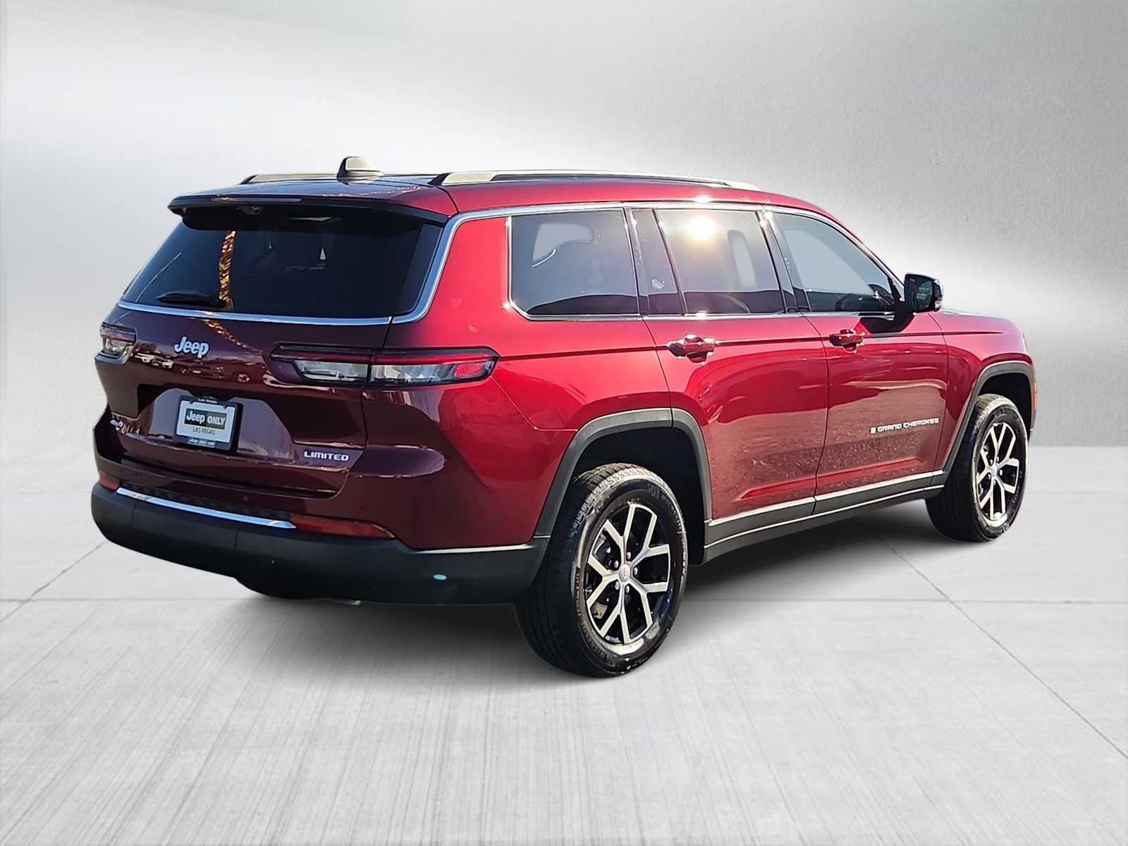 Thumbnail: 2025 Jeep Grand Cherokee - 8