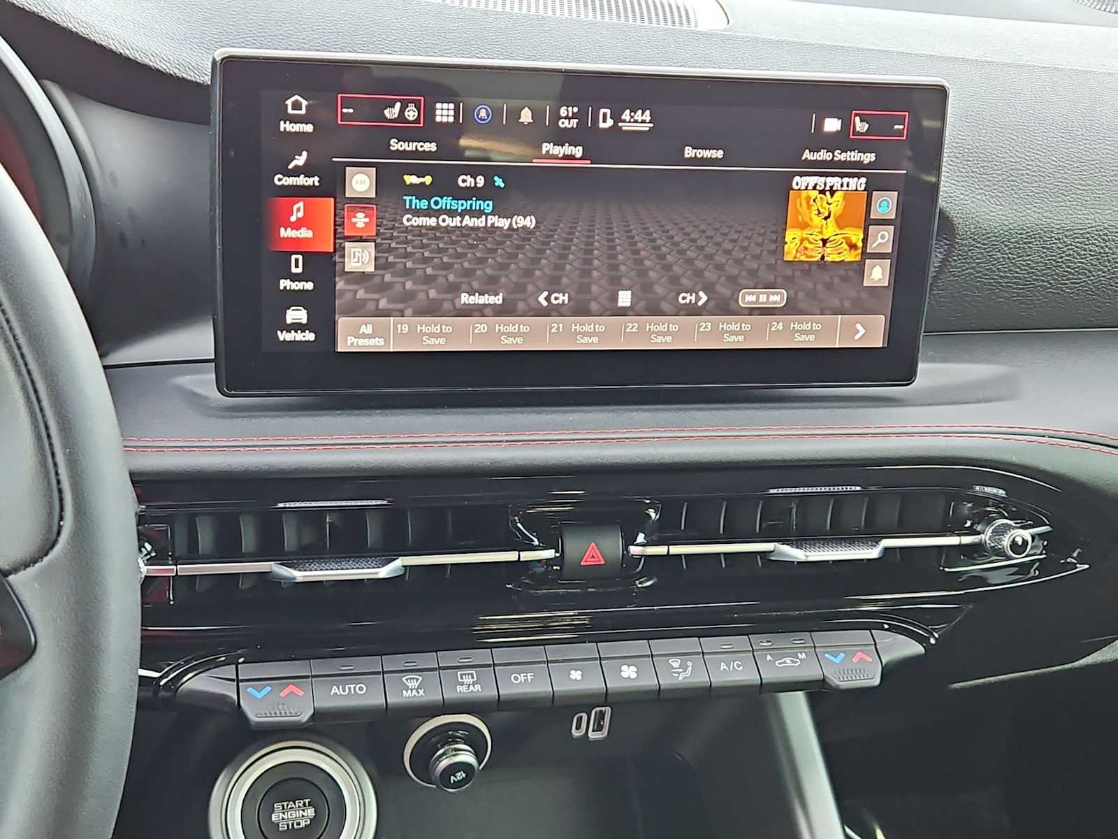 Thumbnail: 2023 Dodge Hornet - 26