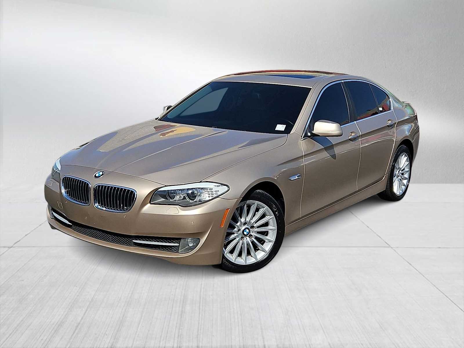 Thumbnail: 2013 BMW 5 Series - 1