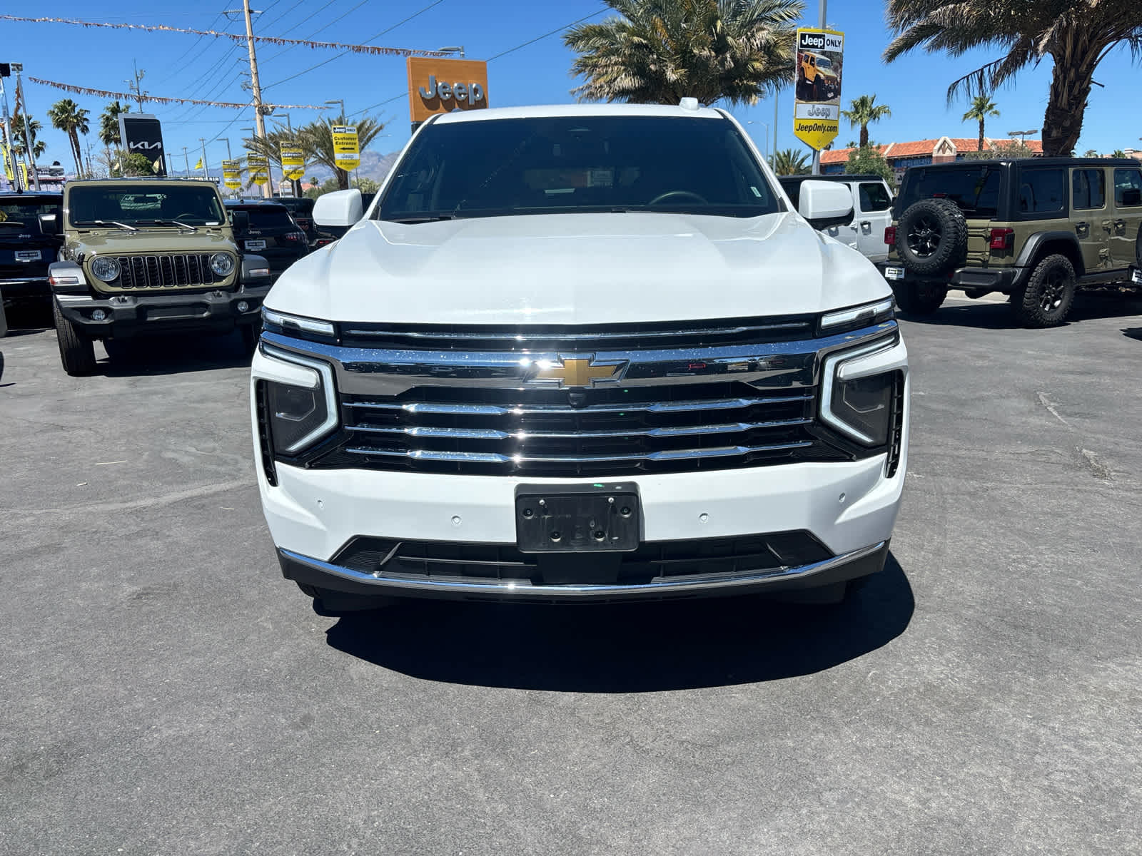 Thumbnail: 2025 Chevrolet Tahoe - 2