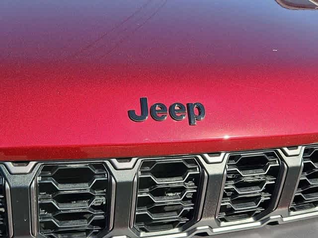 Thumbnail: 2026 Jeep Grand Cherokee - 11