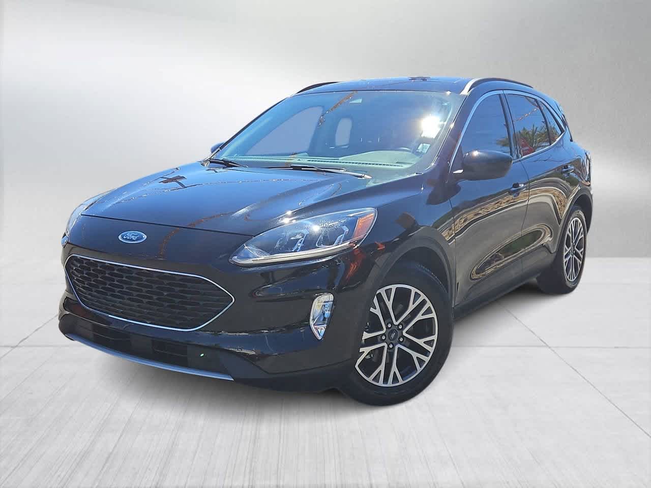 Thumbnail: 2020 Ford Escape - 4