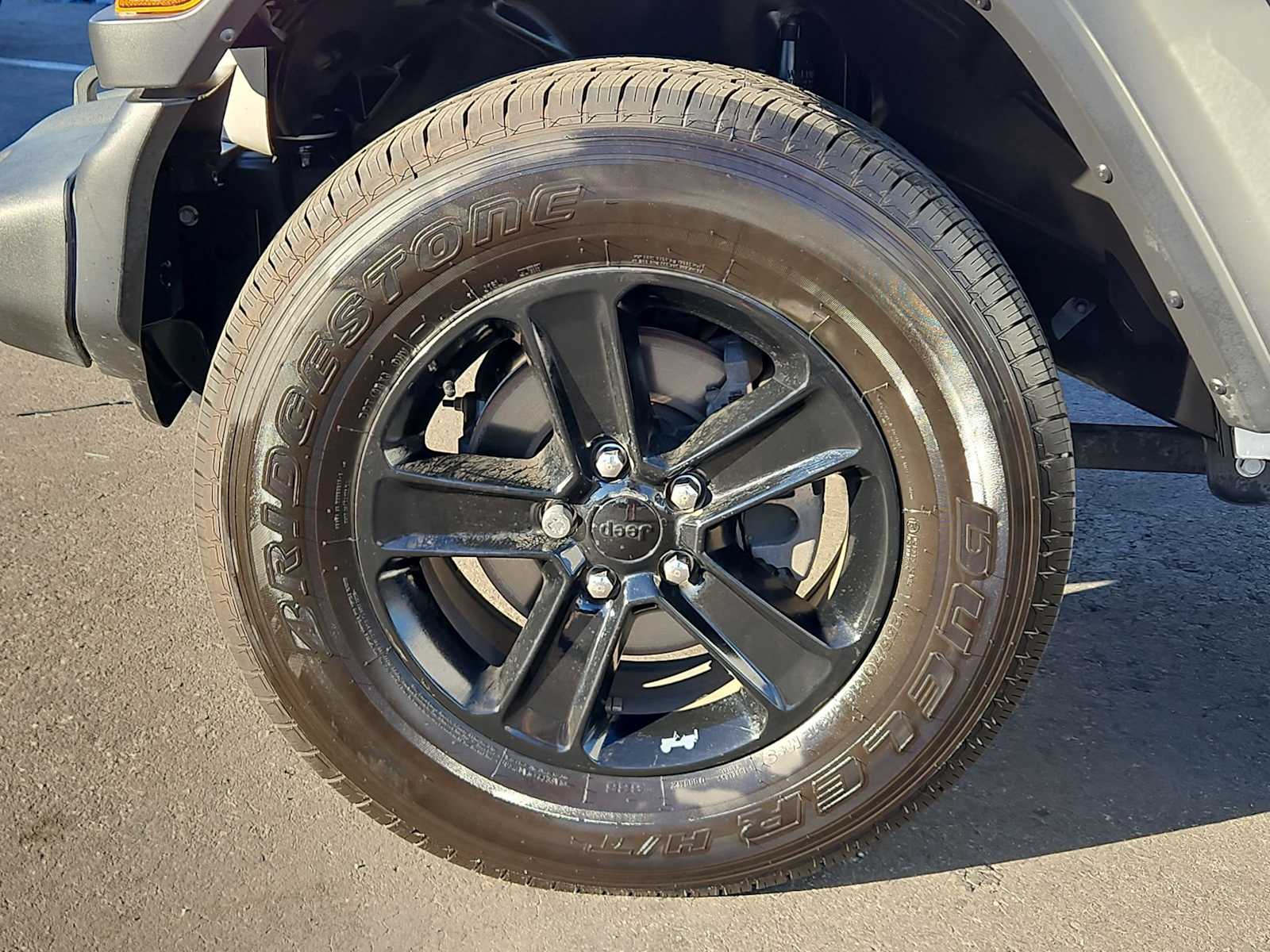 Thumbnail: 2021 Jeep Wrangler - 13